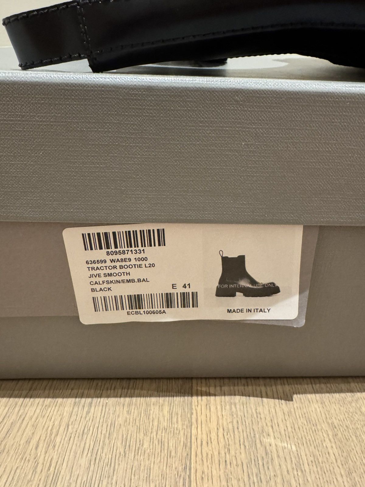 Balenciaga Balenciaga Tractor Chelsea Leather Boot (Black) Size US 8 / EU 41 - 7 Thumbnail