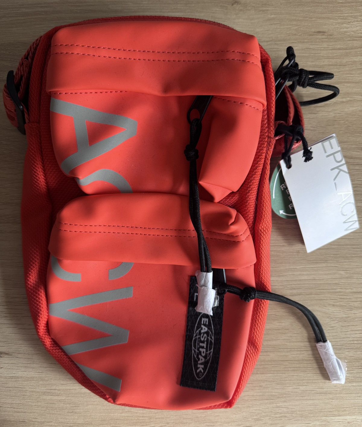 A-COLD-WALL* x Eastpak Logo-print Pouch NWT Size ONE SIZE - 1 Thumbnail
