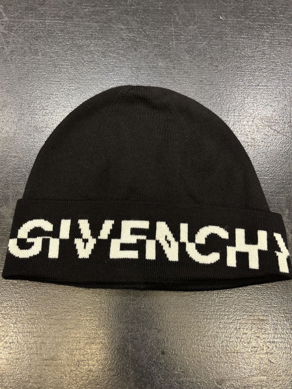 Givenchy Givenchy Beanie Black/White Size ONE SIZE - 1 Thumbnail