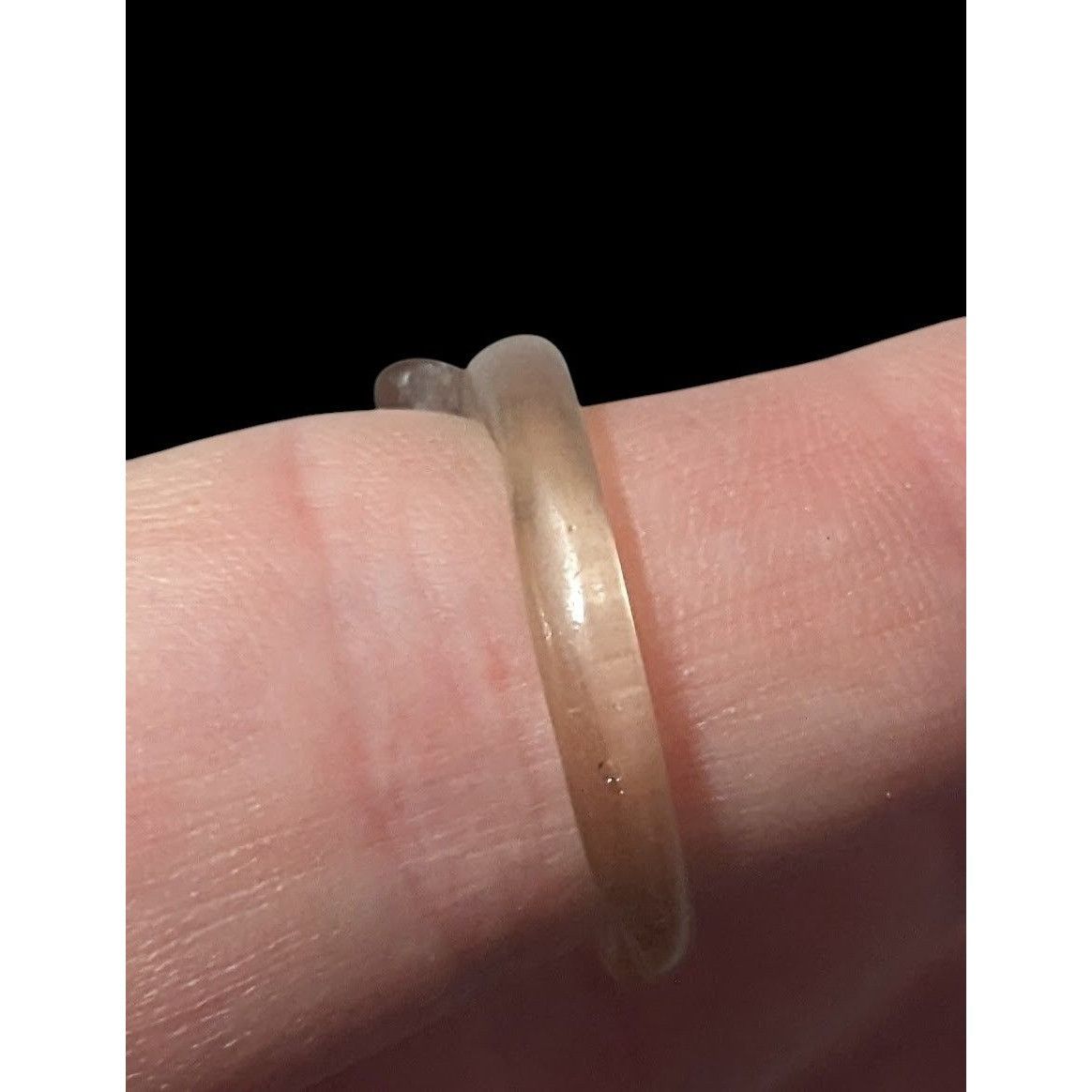Other Translucent Tan Knotted Fashion Ring Size 6 1/2 Size ONE SIZE - 6 Thumbnail