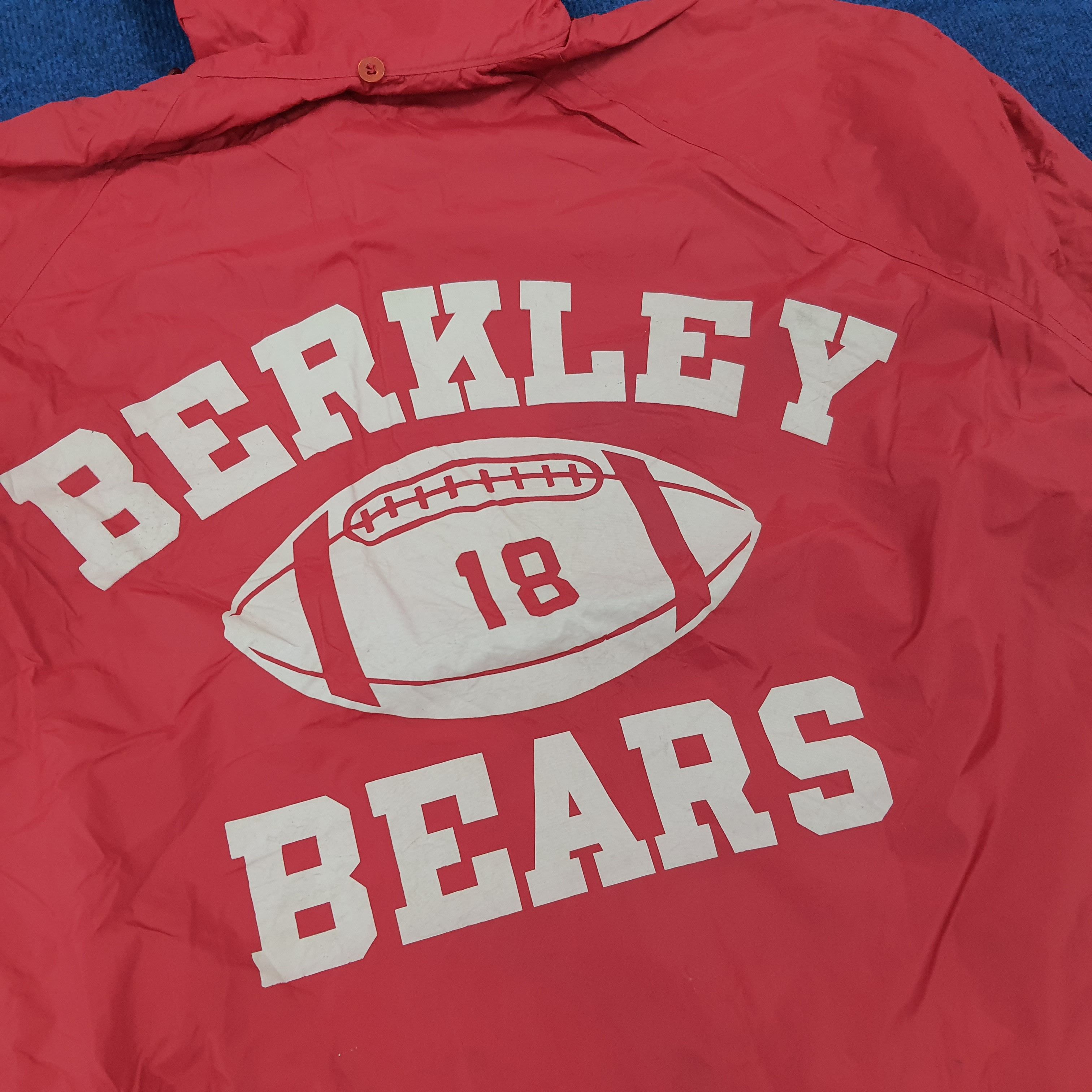 Champion Vintage 70s Champion Red Berkeley Bears Coach Jacket C274N9 Size US XXL / EU 58 / 5 - 2 Thumbnail
