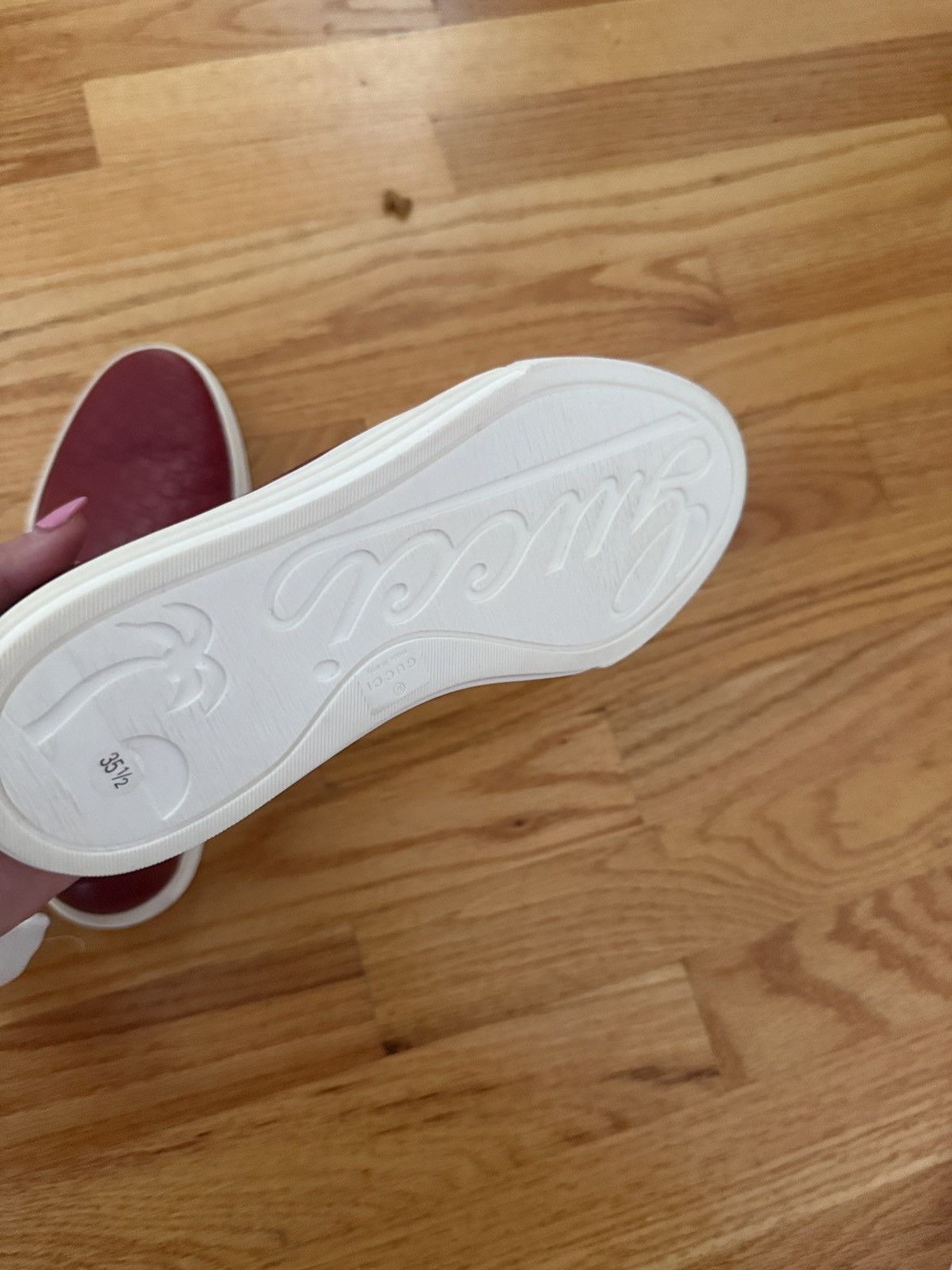 Gucci Gucci Logo Low Top laceless Sneakers Size US 5.5 / IT 35.5 - 9 Thumbnail
