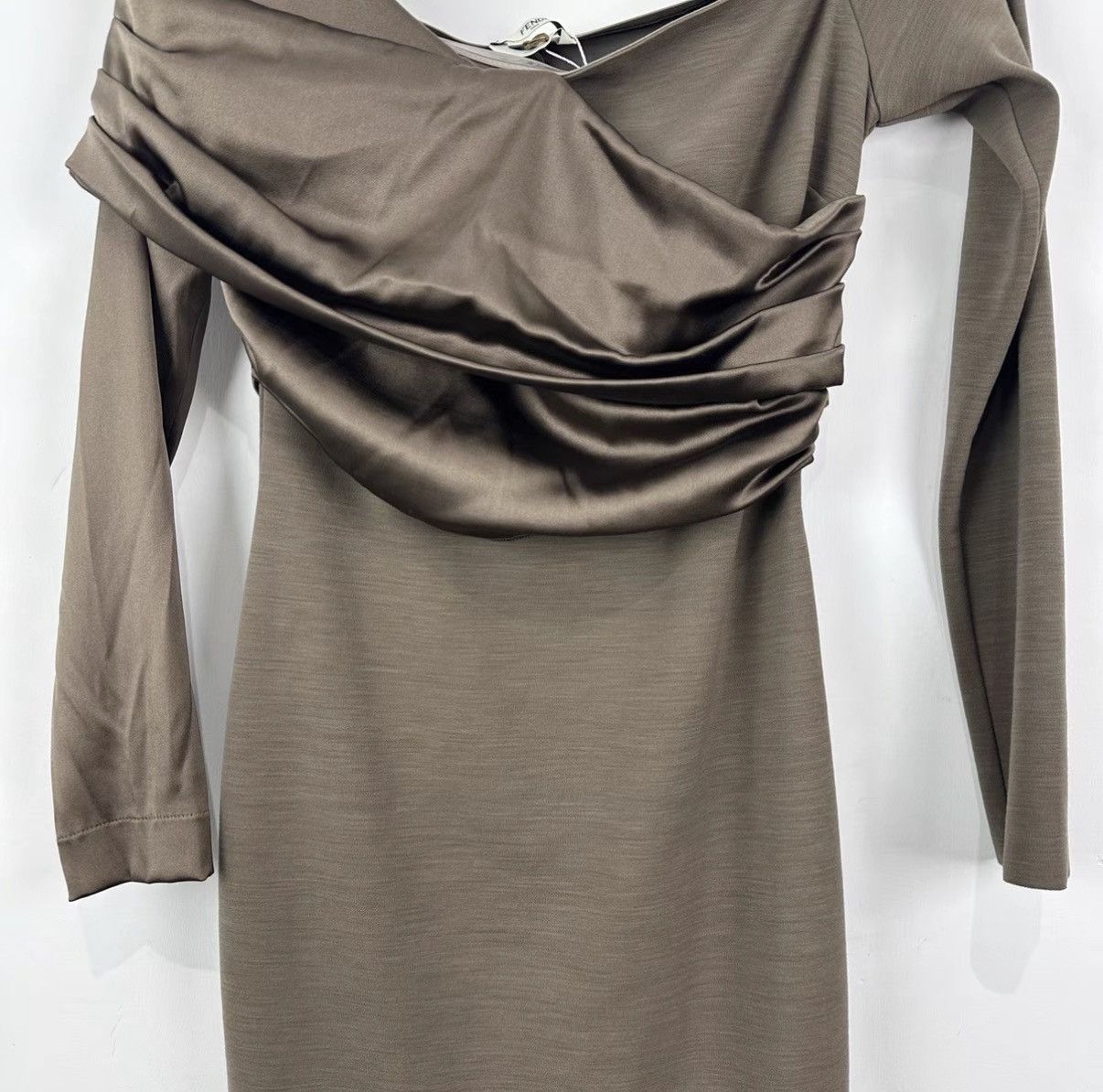 Fendi Fendi Ruched Dress J42 Size S / US 4 / IT 40 - 3 Thumbnail