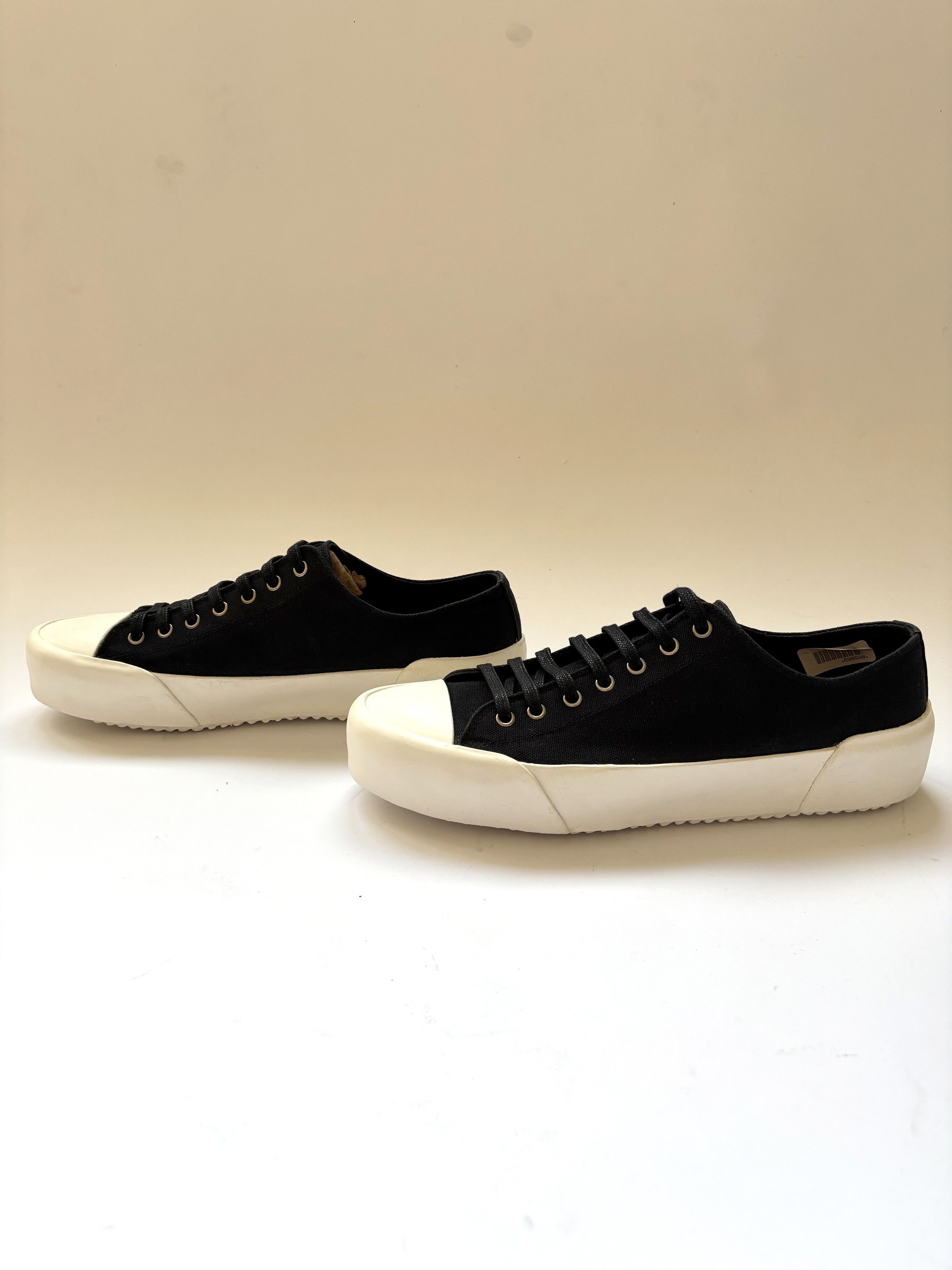 Jil Sander ⚡️QUICK SALE⚡️Jil Sander Black Low Top Sneakers Size US 11 / EU 44 - 4 Thumbnail