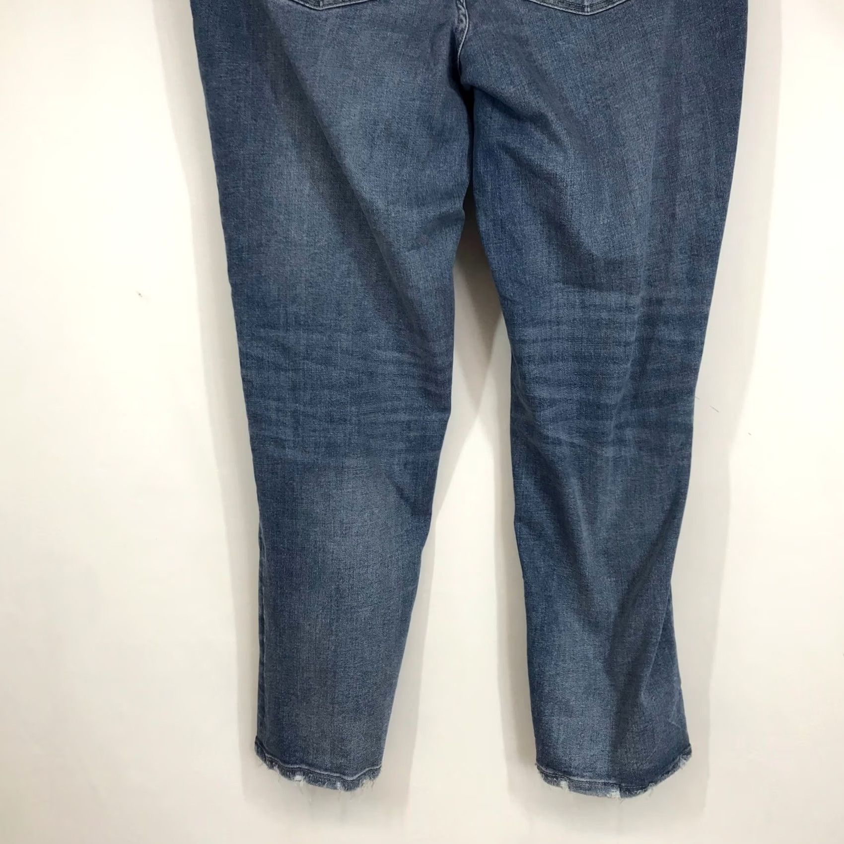 Vintage Edgely by Maurices Jeans Relaxed Straight Mid Rise Distressed 5-Pocket Denim Plus 20W Blue Womens Size 42" / US 20 - 6 Thumbnail