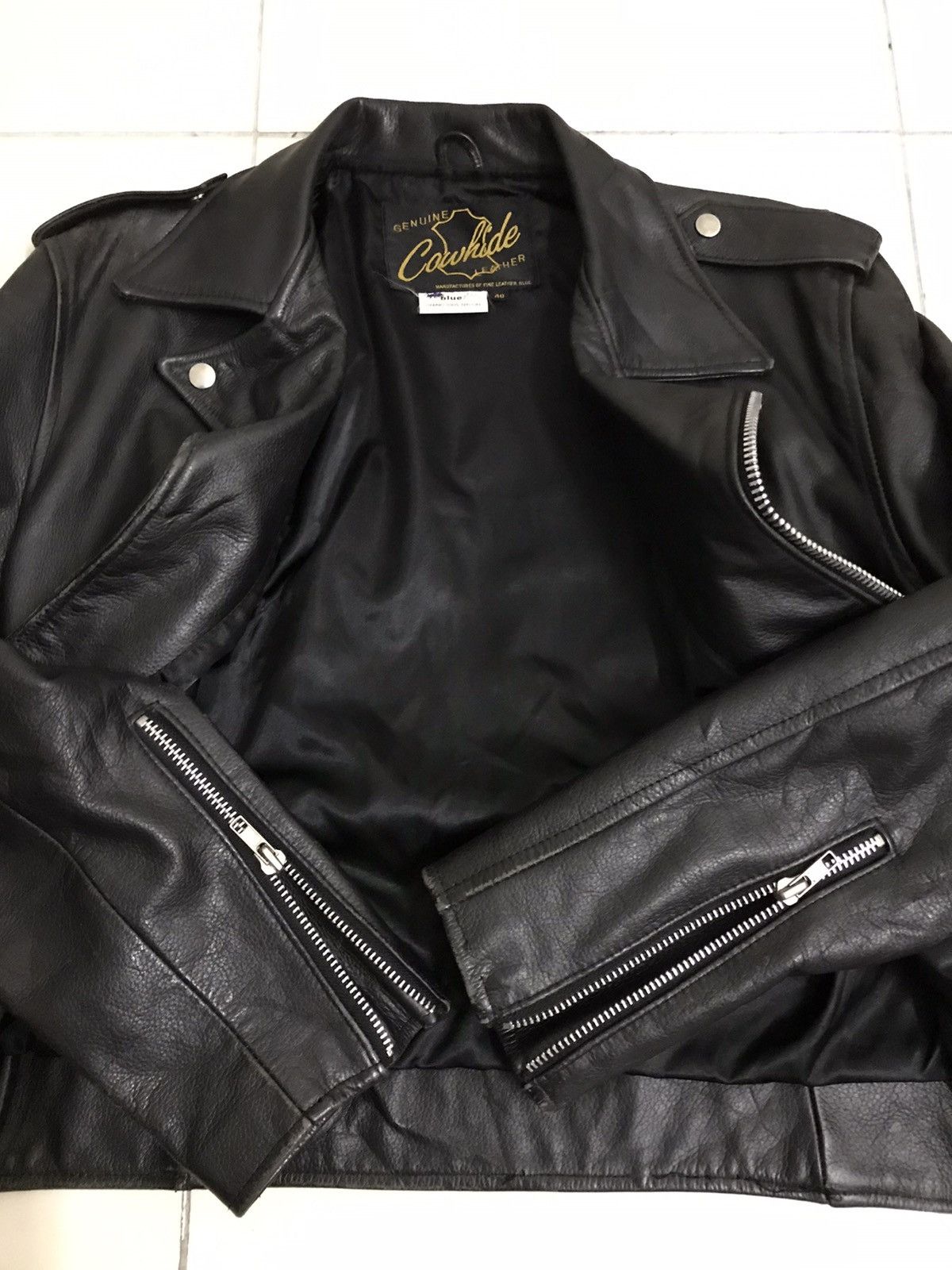 Vintage Vintage Genuine Cowhide Leather Biker Jacket Size US M / EU 48-50 / 2 - 8 Thumbnail