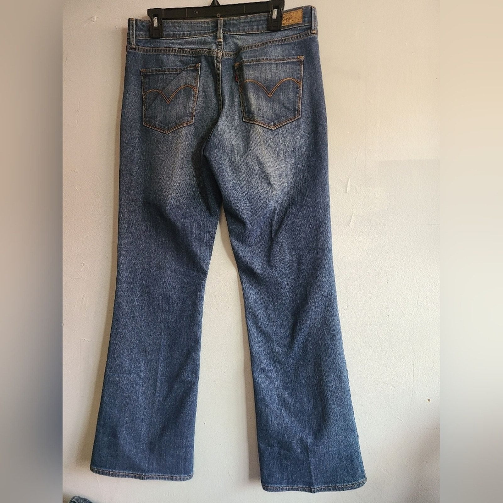 Levi's Women's size 10 M Levi's dark wash demi curve denim jeans Size 32" / US 10 / IT 46 - 6 Thumbnail