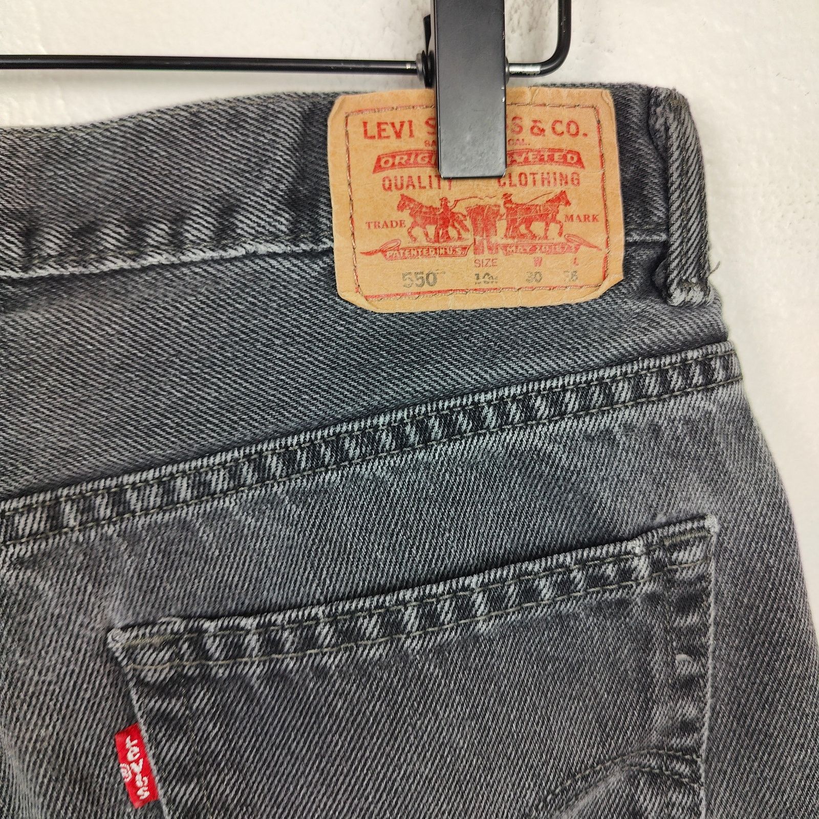 Levi's Vintage Levi's 550 Shorts Womens 10 30 90s Denim Cut-Offs Size 30" / US 8 / IT 44 - 4 Thumbnail