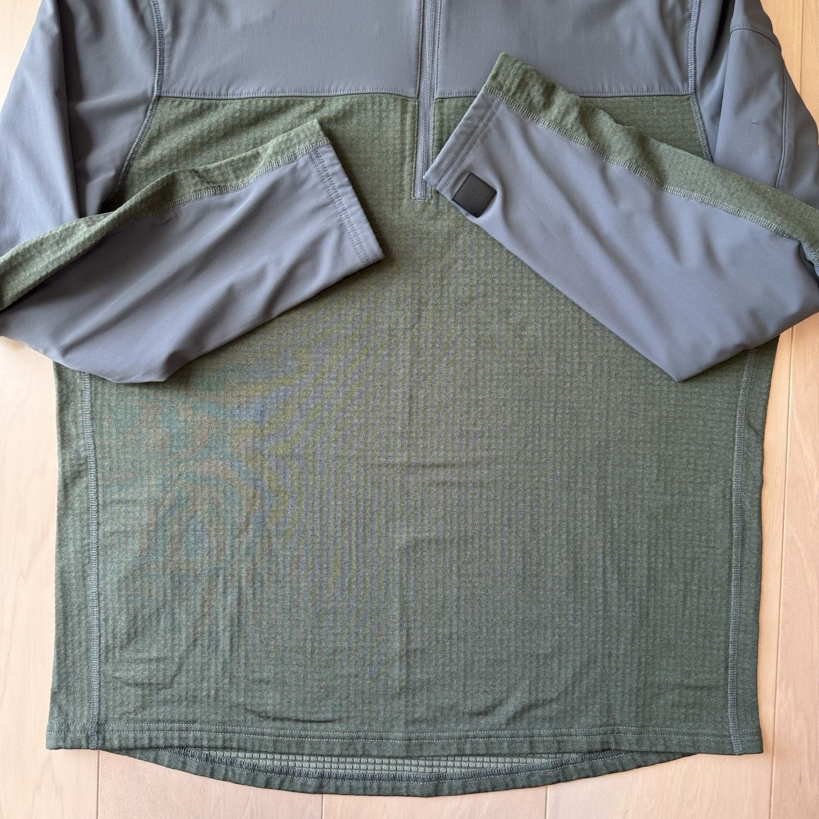 Ten Thousand Ten Thousand 1/4 Zip Pullover Large Green Gray Utility Size US L / EU 52-54 / 3 - 5 Thumbnail