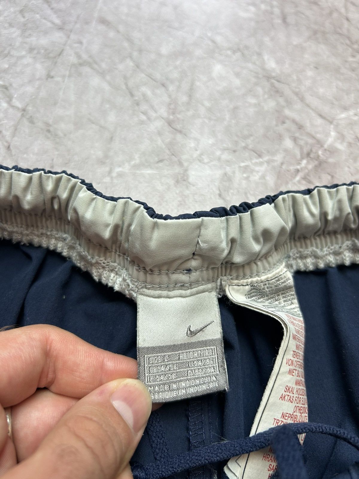 Nike × Vintage Vintage Nike shorts Sun faded streetwear swoosh Y2k size L Size US 32 / EU 48 - 5 Thumbnail