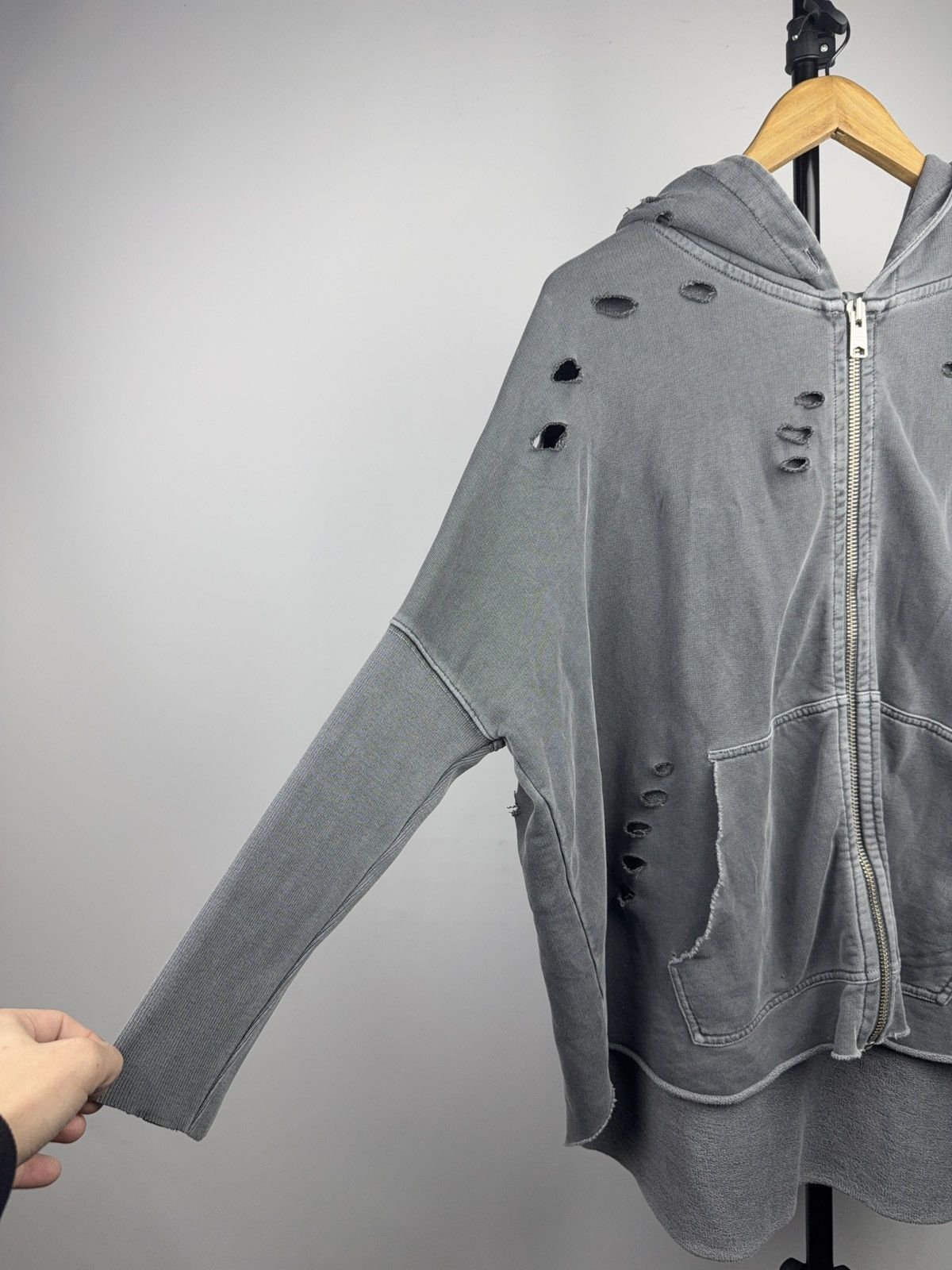 Allsaints 00s AllSaints Distressed Oversized Zip Hoodie Washed Grey Size S / US 4 / IT 40 - 6 Thumbnail