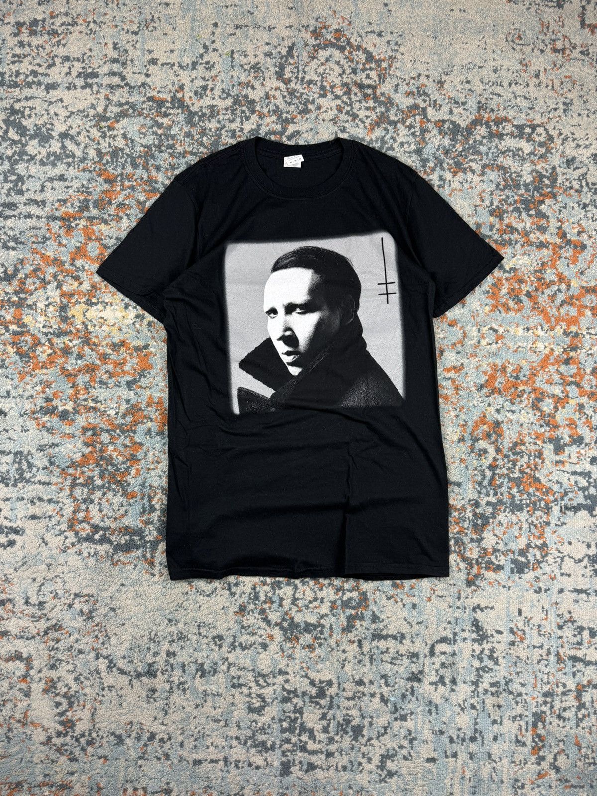 Band Tees × Marilyn Manson × Vintage Vintage 2017 Marilyn Manson heaven upside down tour band tee Size US M / EU 48-50 / 2 - 1 Thumbnail