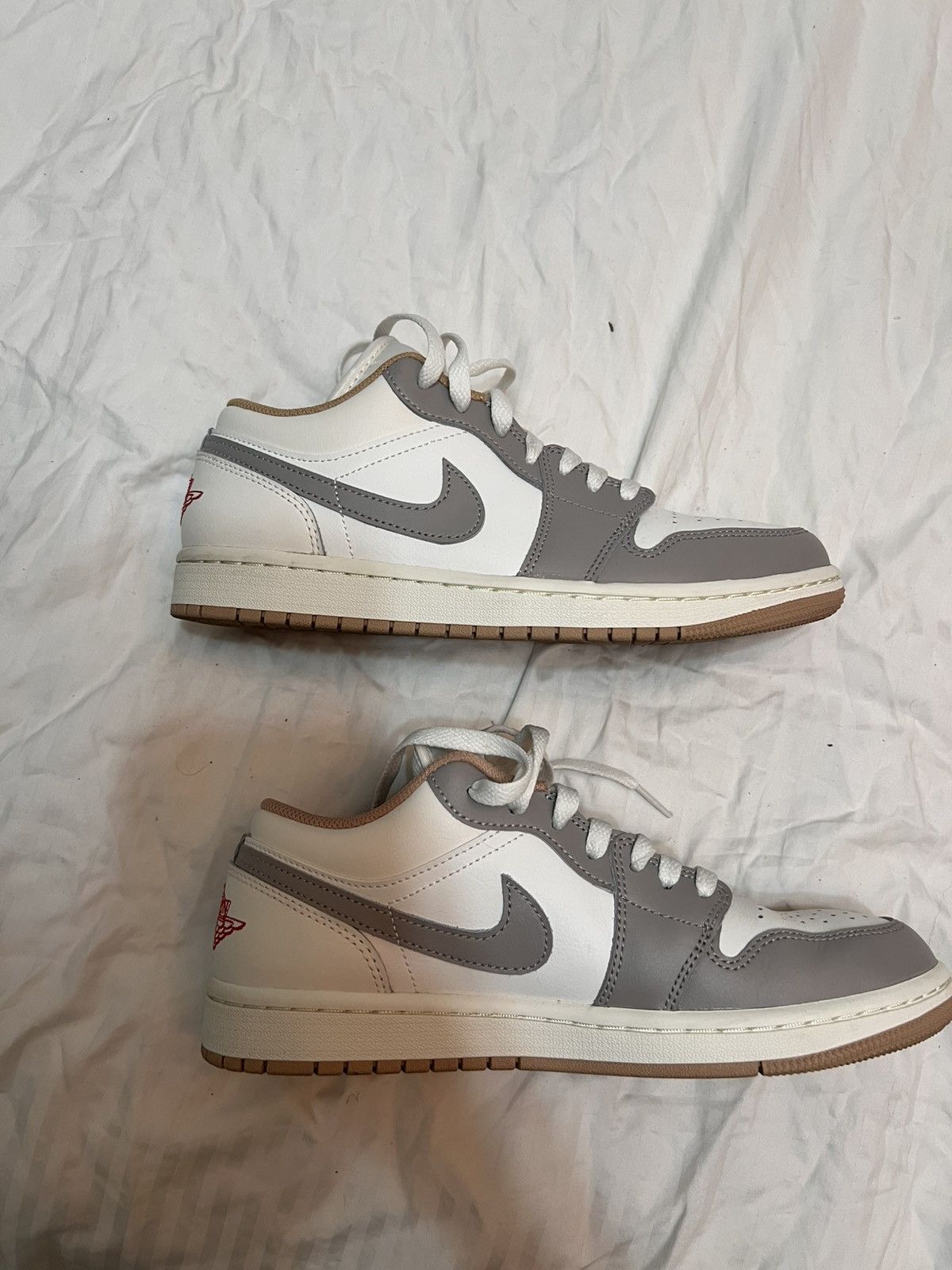 Nike Nike Jordan 1 Low Size US 7 / EU 40 - 4 Thumbnail