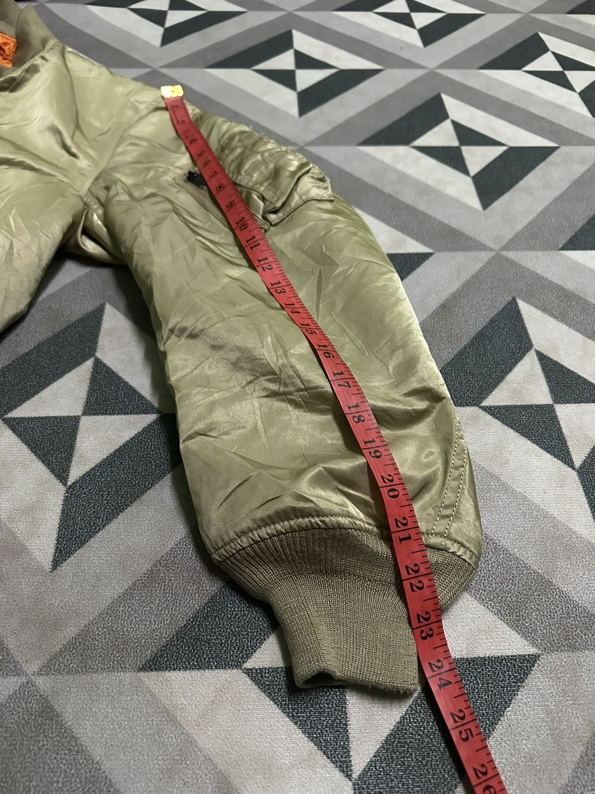 Japanese Brand Mistral type ma-1 reversible bomber jacket Size US M / EU 48-50 / 2 - 14 Thumbnail