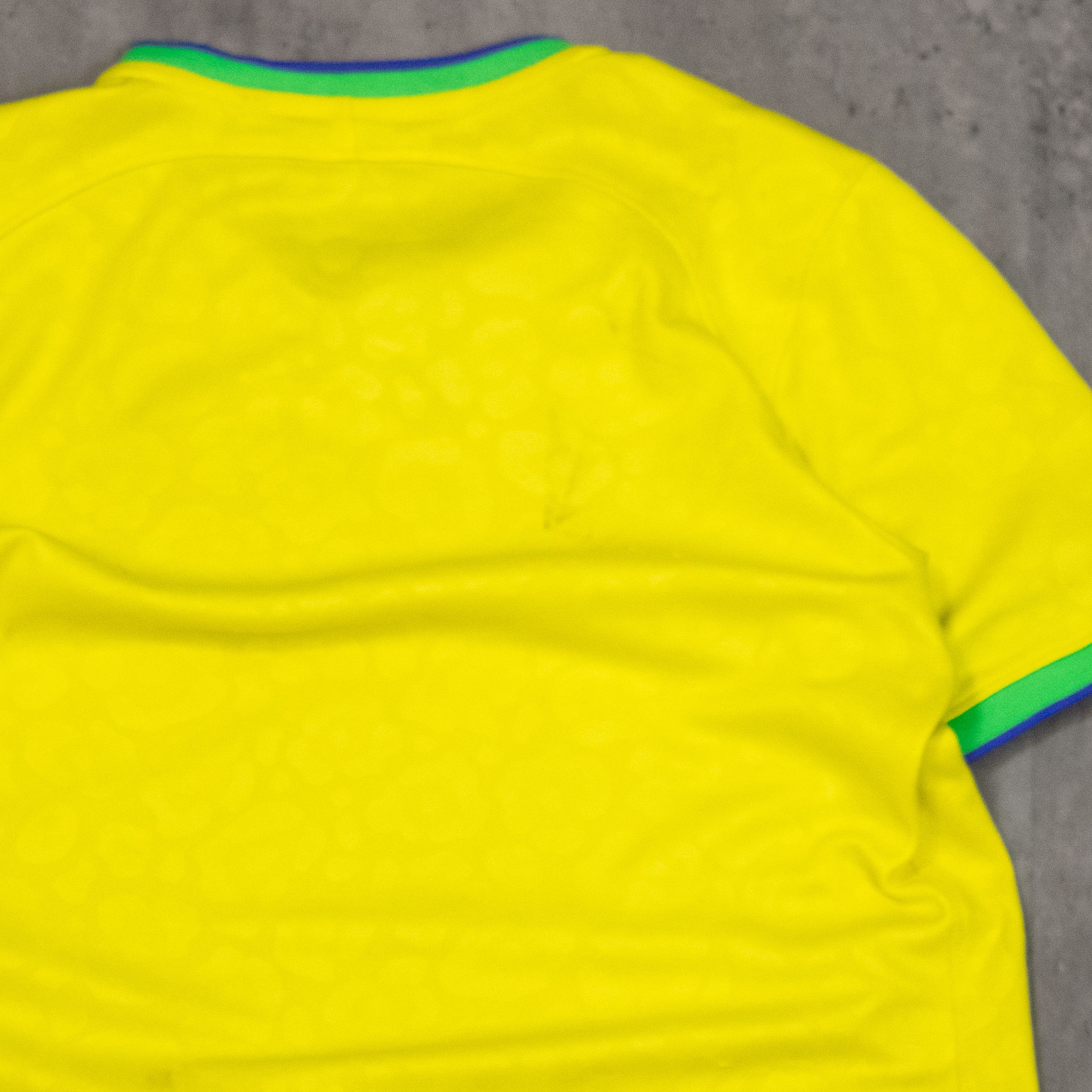 Nike Y2K 2000's 00's Nike Brazil Home Yellow Pattern Jersey Size US XS / EU 42 / 0 - 8 Thumbnail