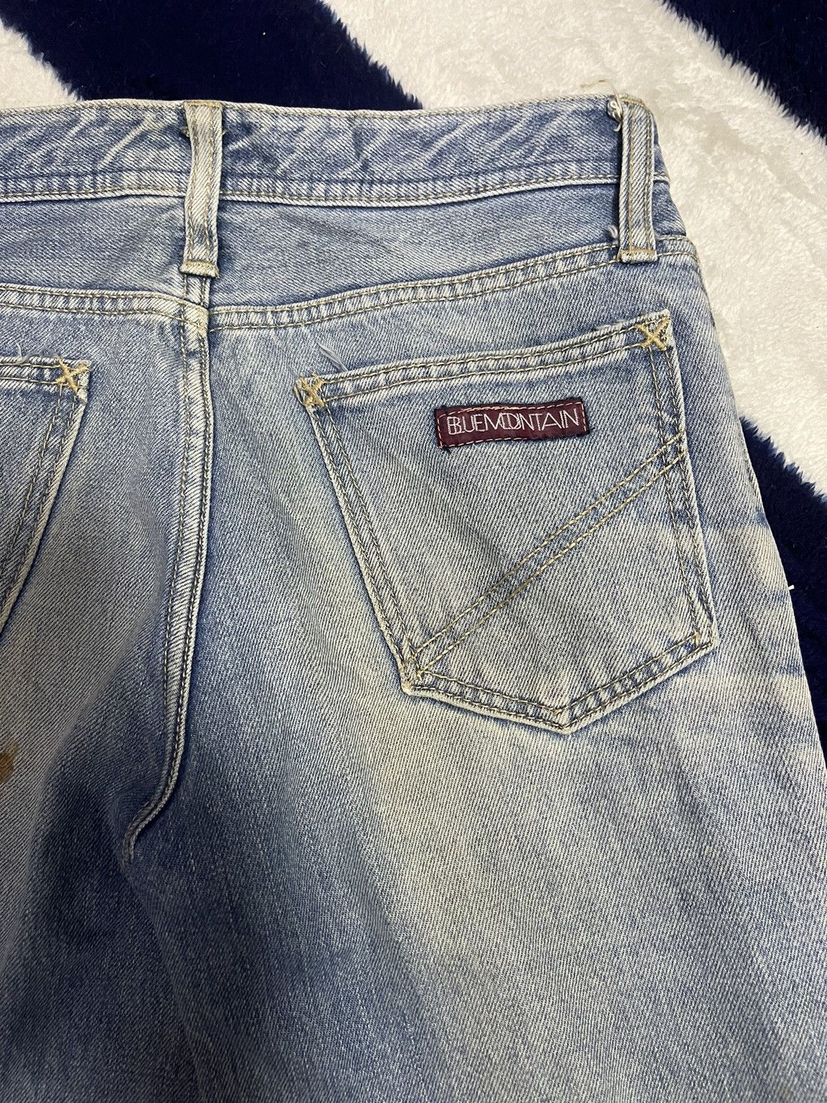 Jean × Vintage Blue Mountain Vintage Jeans (15) Size US 29 - 4 Thumbnail