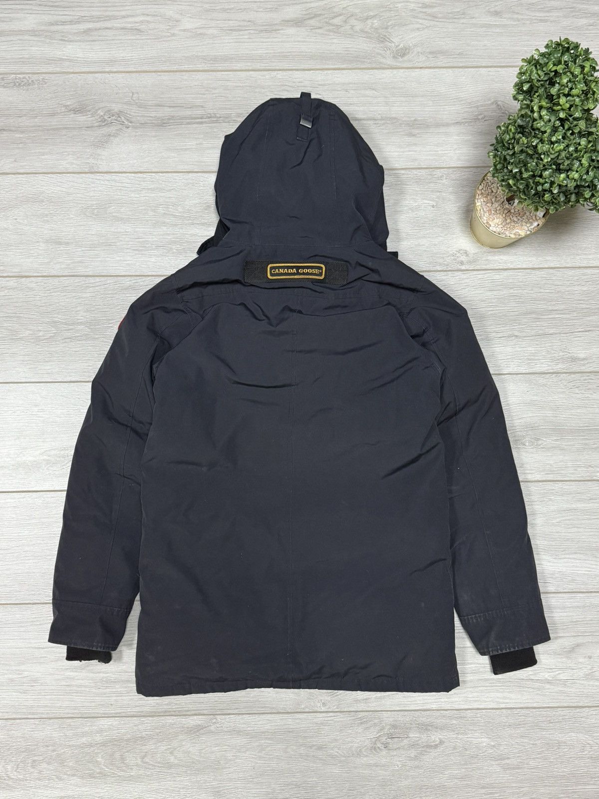 Canada Goose Canada Goose Chateau puffer down parka jacket expedition Size US M / EU 48-50 / 2 - 6 Thumbnail