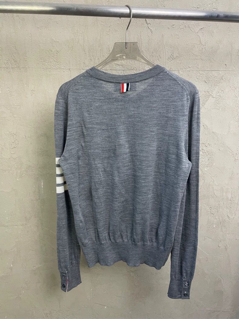 Thom Browne Thom browne Gray four-striped round-neck wool sweater 2504- Size US XS / EU 42 / 0 - 2 Thumbnail