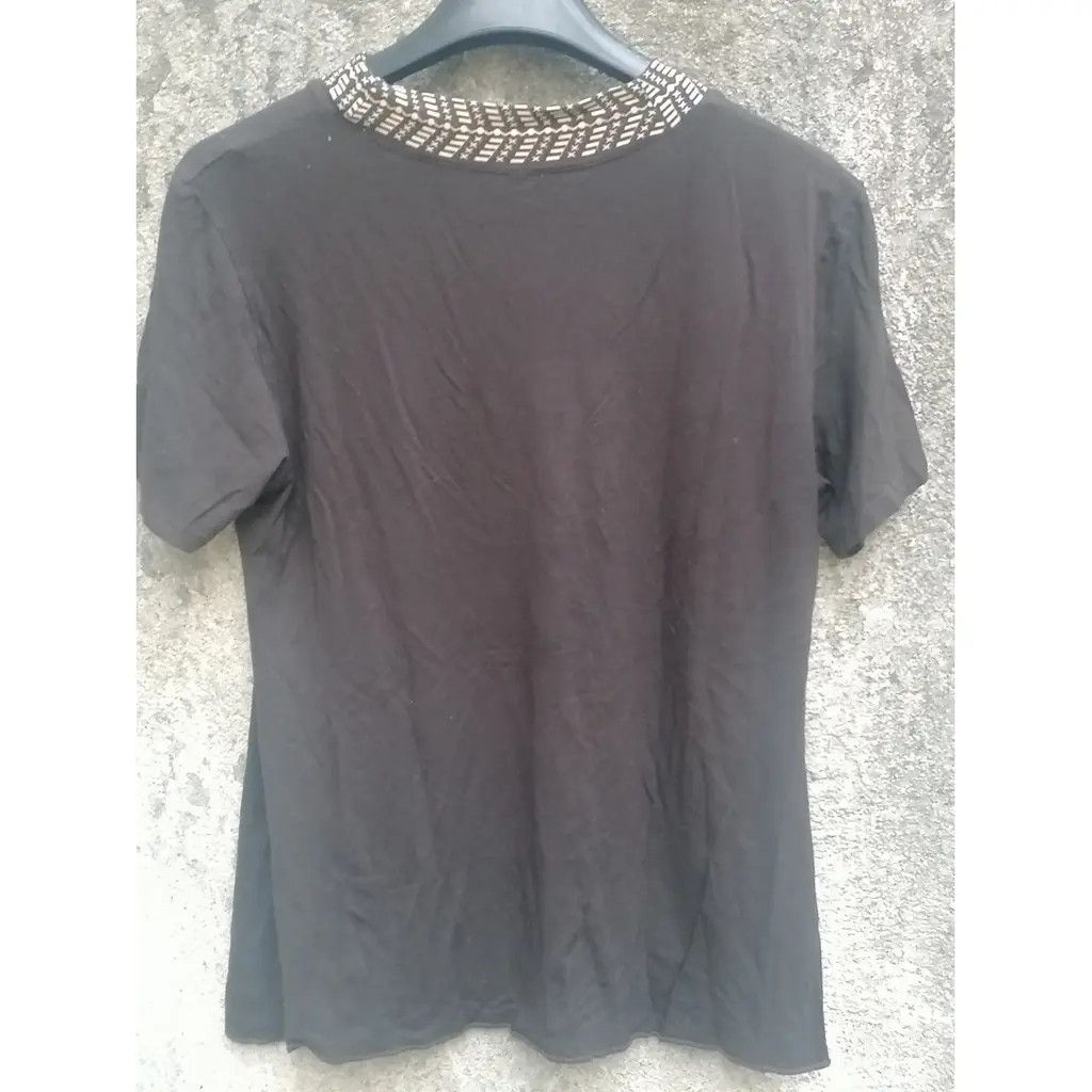 Other Black V-Neck T-Shirt with Decorative Pattern Size M / US 6-8 / IT 42-44 - 3 Thumbnail