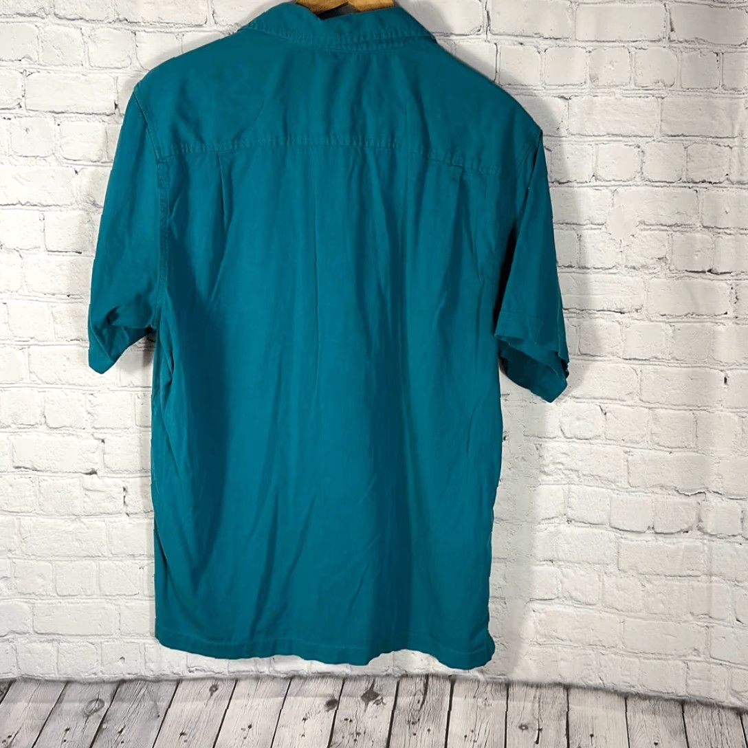 Tommy Bahama **Tommy Bahama Men's Catalina Stretch Twill Camp Shirt Size M Green** User: **Tommy Bahama Men's Catalina Twill Camp Shirt Size M Green** Size US M / EU 48-50 / 2 - 4 Thumbnail