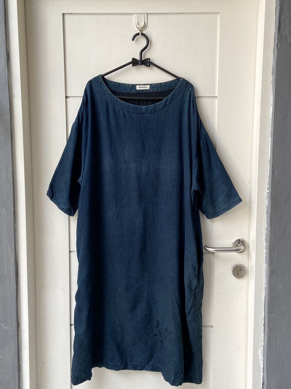 PLANTATION Midi Dress