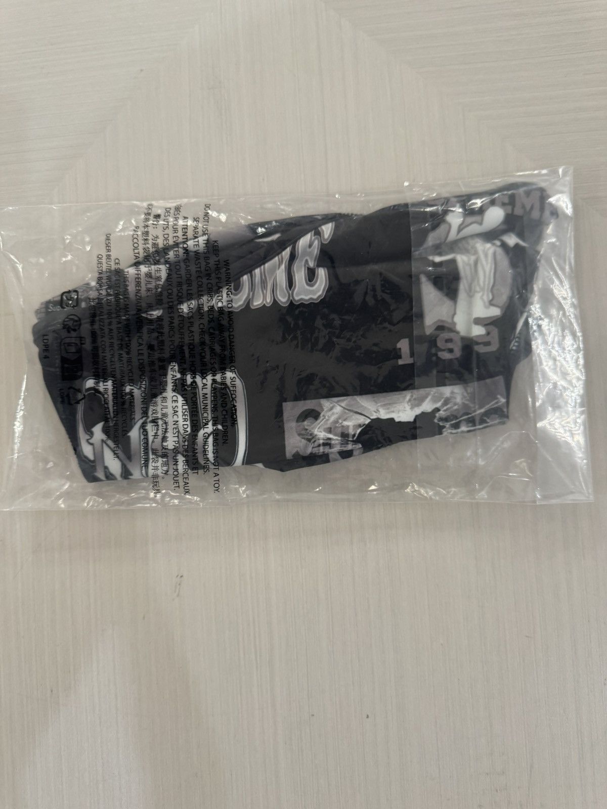 Supreme Supreme black flash balaclava SS26 NEW IN HAND Size ONE SIZE - 2 Thumbnail