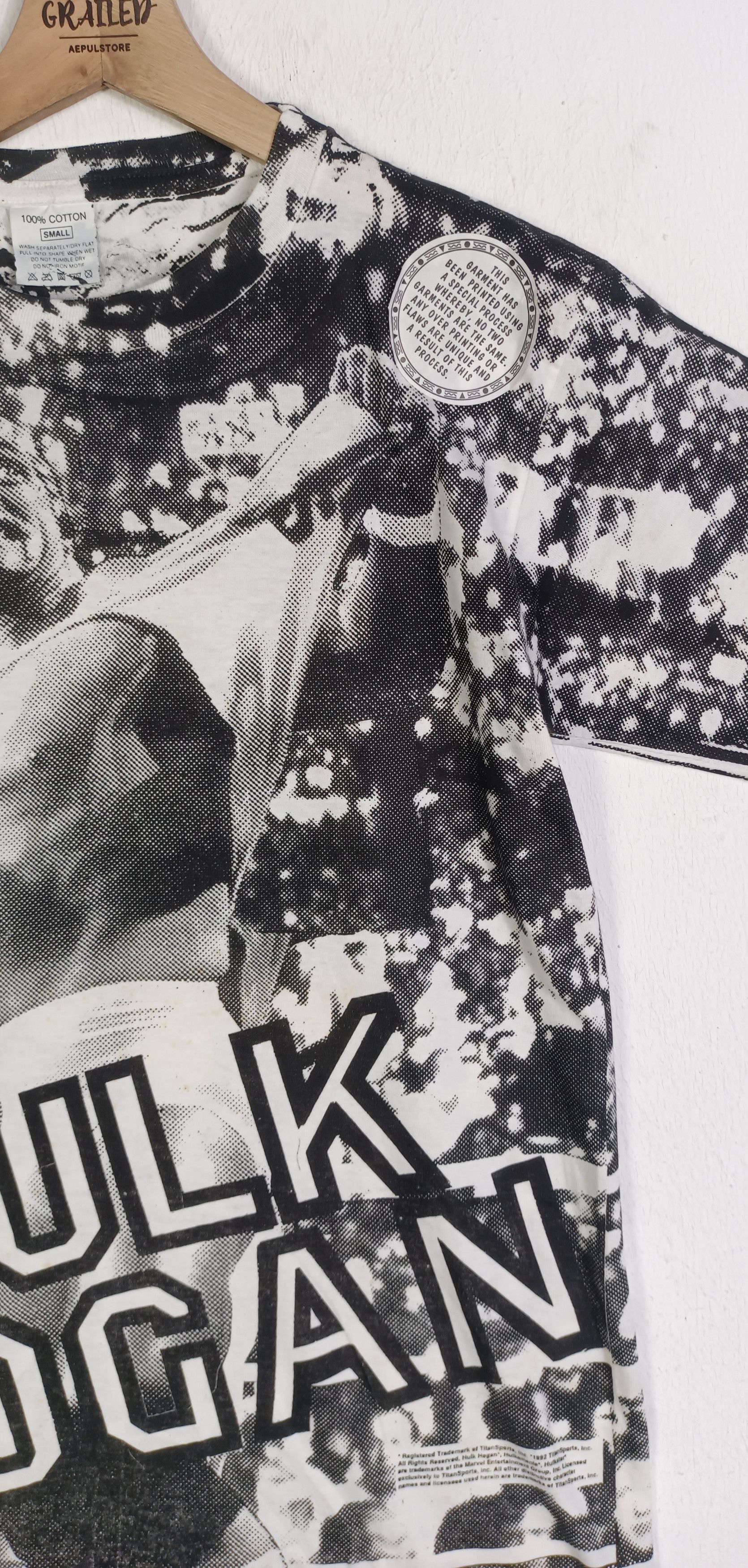 WWE Vintage 90🔥WWF Hulk Hogan All Over Print 1990 Size US S / EU 44-46 / 1 - 8 Thumbnail
