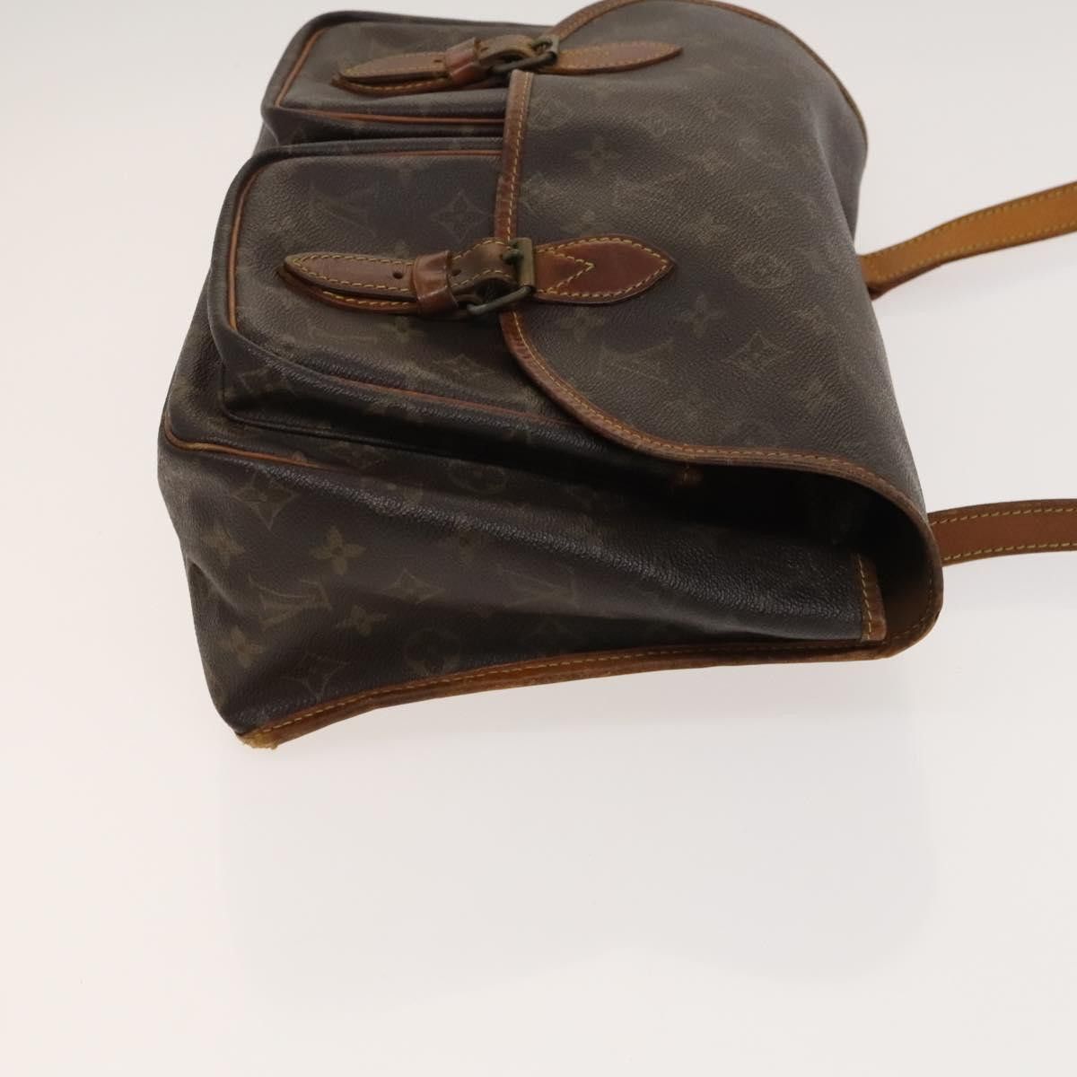 Louis Vuitton LOUIS VUITTON Monogram Gibeciere GM Shoulder Bag M42246 Size ONE SIZE - 3 Thumbnail