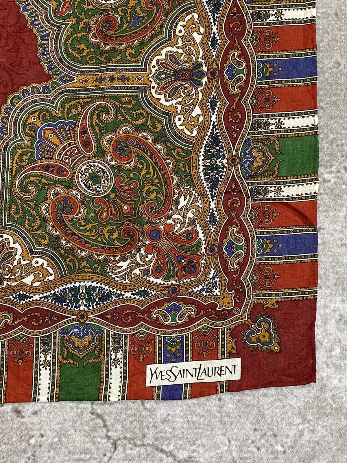 Yves Saint Laurent Yves Saint Laurent Handkerchief / Bandana / Neckerchief Size ONE SIZE - 7 Thumbnail
