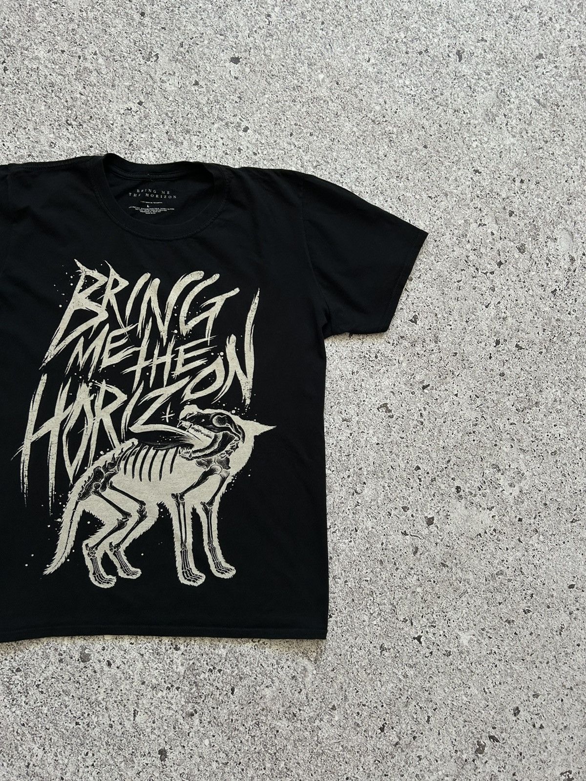 Band Tees × Vintage BRING ME THE HORIZON 2017 Rock Band Retro T-SHIRT Y2K Hype Size US L / EU 52-54 / 3 - 4 Thumbnail