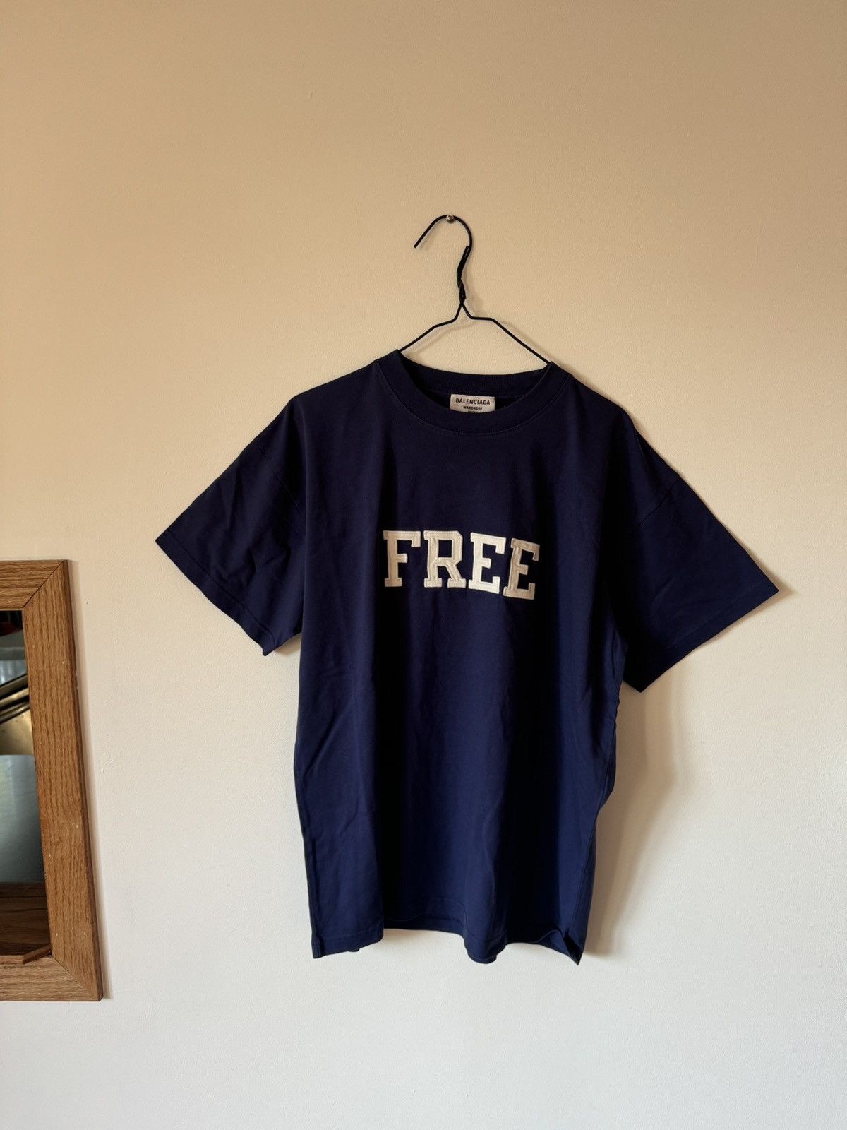 Balenciaga Balenciaga Free logo T-Shirt | Grailed