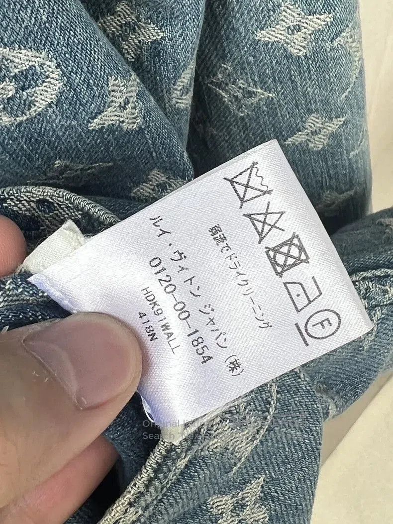 Louis Vuitton Supreme LV Four. Size US M / EU 48-50 / 2 - 7 Thumbnail