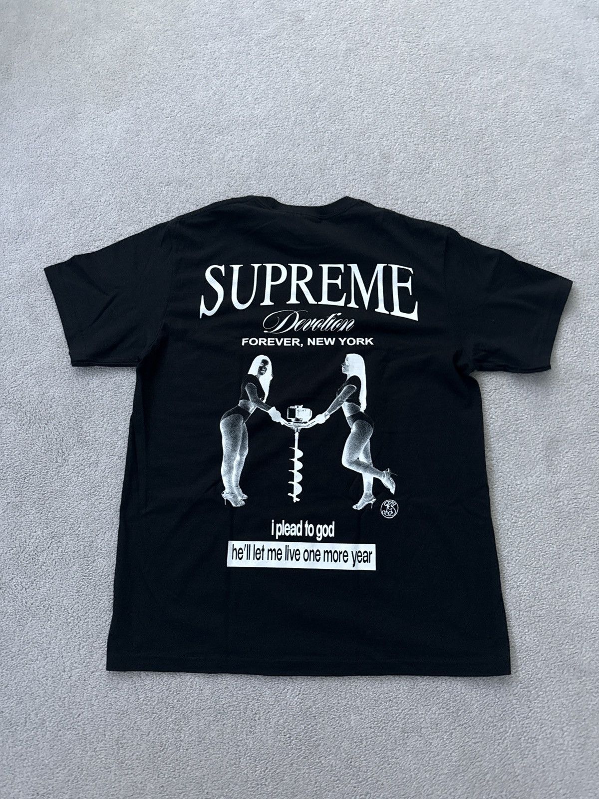Supreme devotion tee black size m
