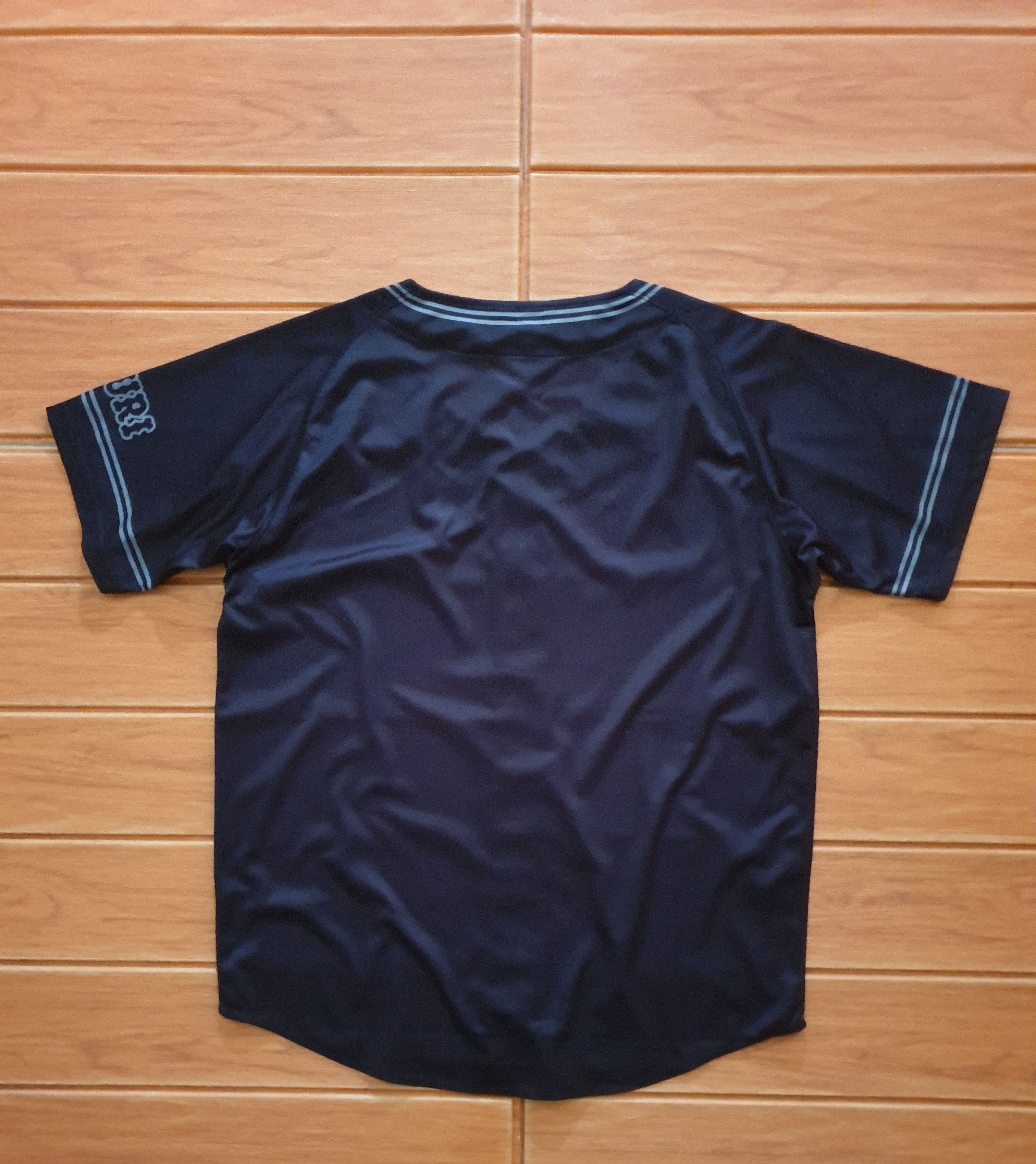 Japanese Brand Mizuno black colour shirt Size US M / EU 48-50 / 2 - 9 Thumbnail
