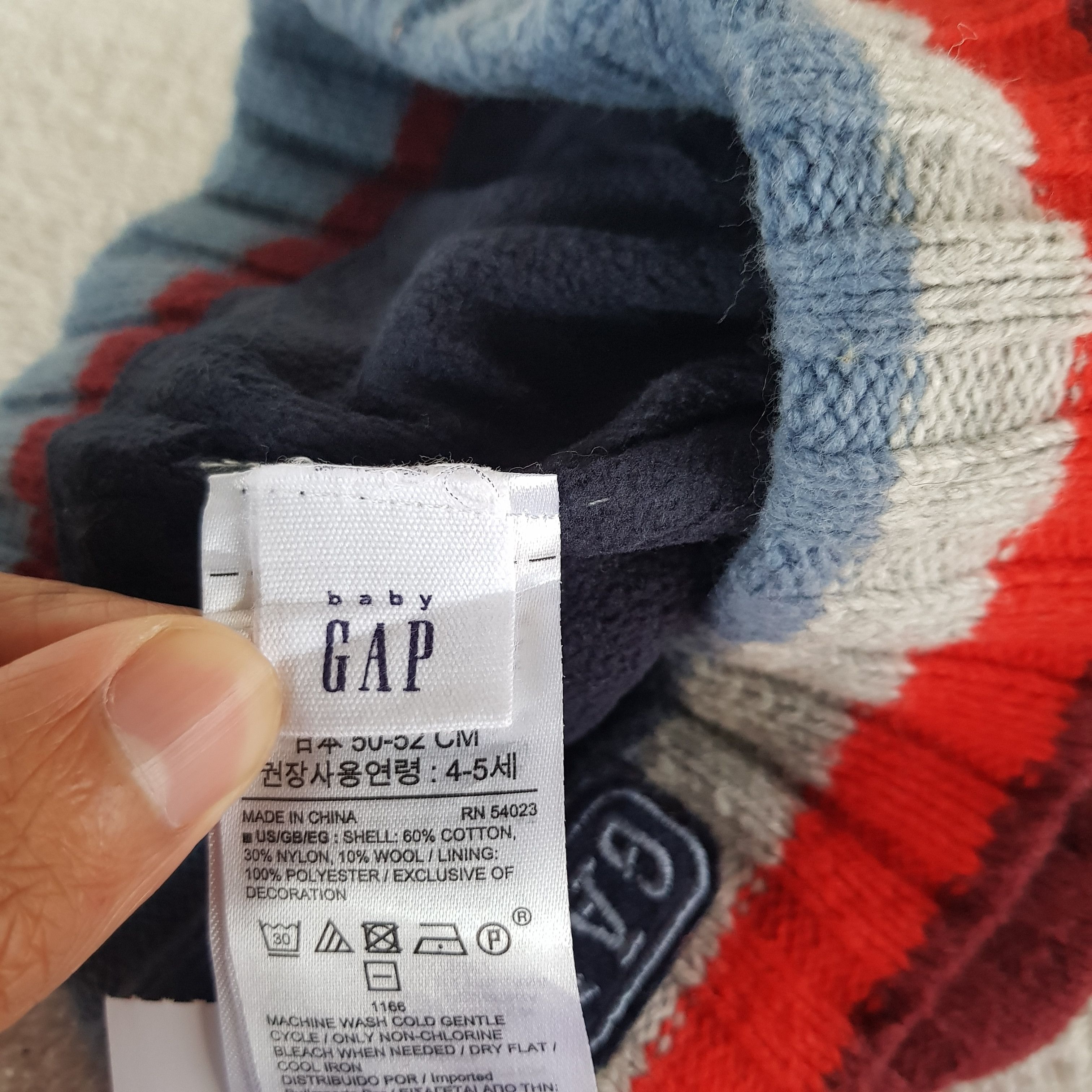 Gap Vintage GAP Beanie Pom Pom Snow Caps Hats. Size ONE SIZE - 6 Thumbnail