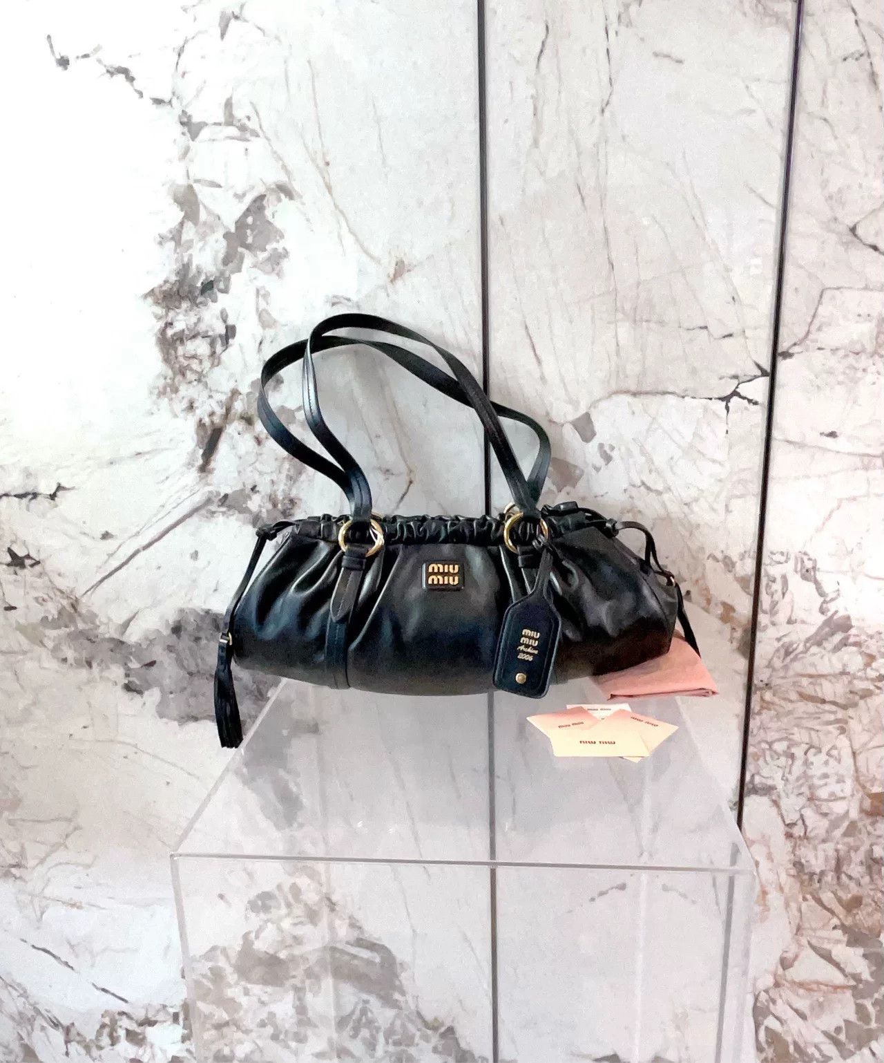 Miu Miu Pre-loved Bag Very good condition Size ONE SIZE - 1 Thumbnail