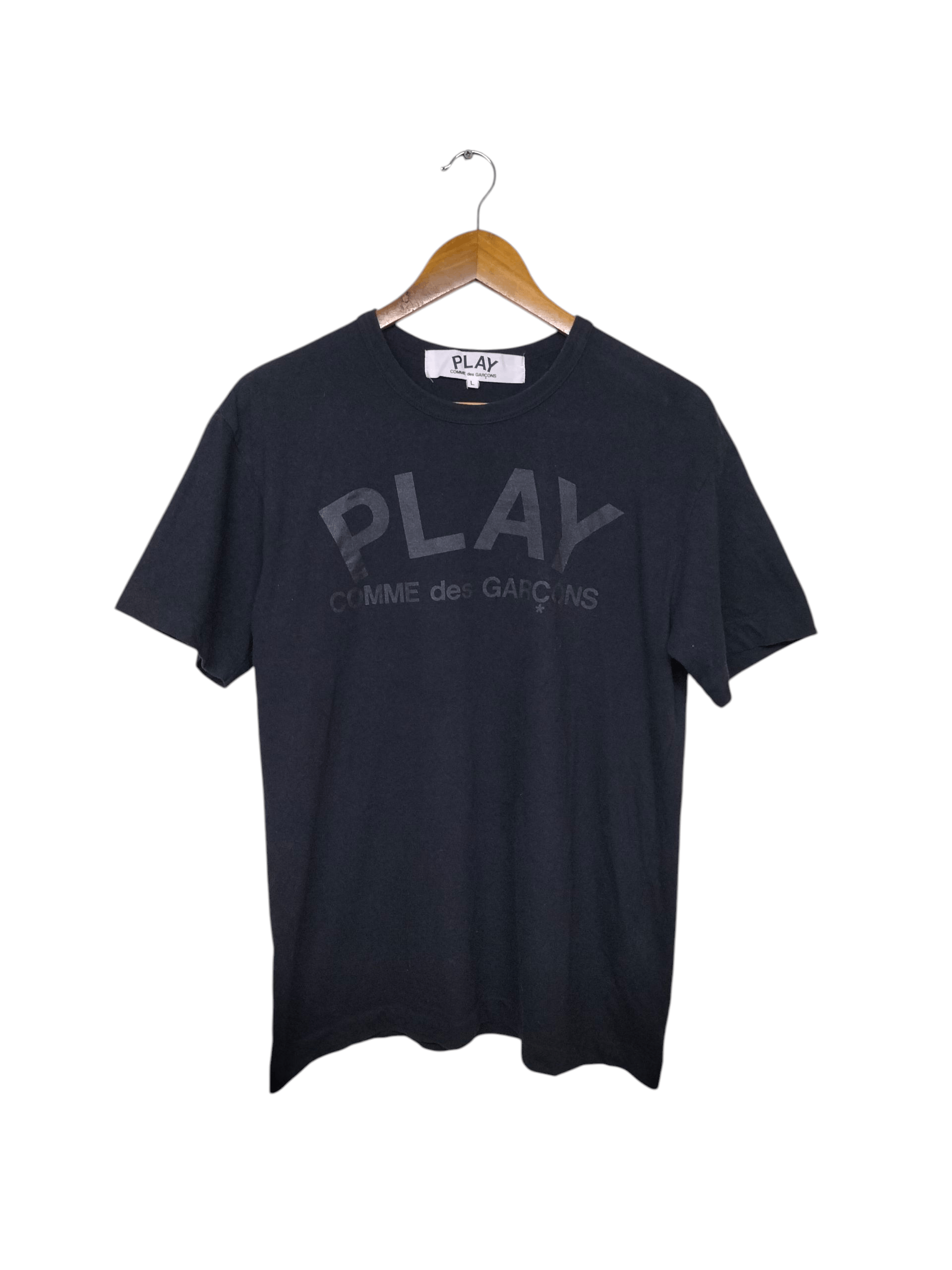 Comme des Garcons Comme Des garcons play black text tshirt Size US L / EU 52-54 / 3 - 1 Thumbnail