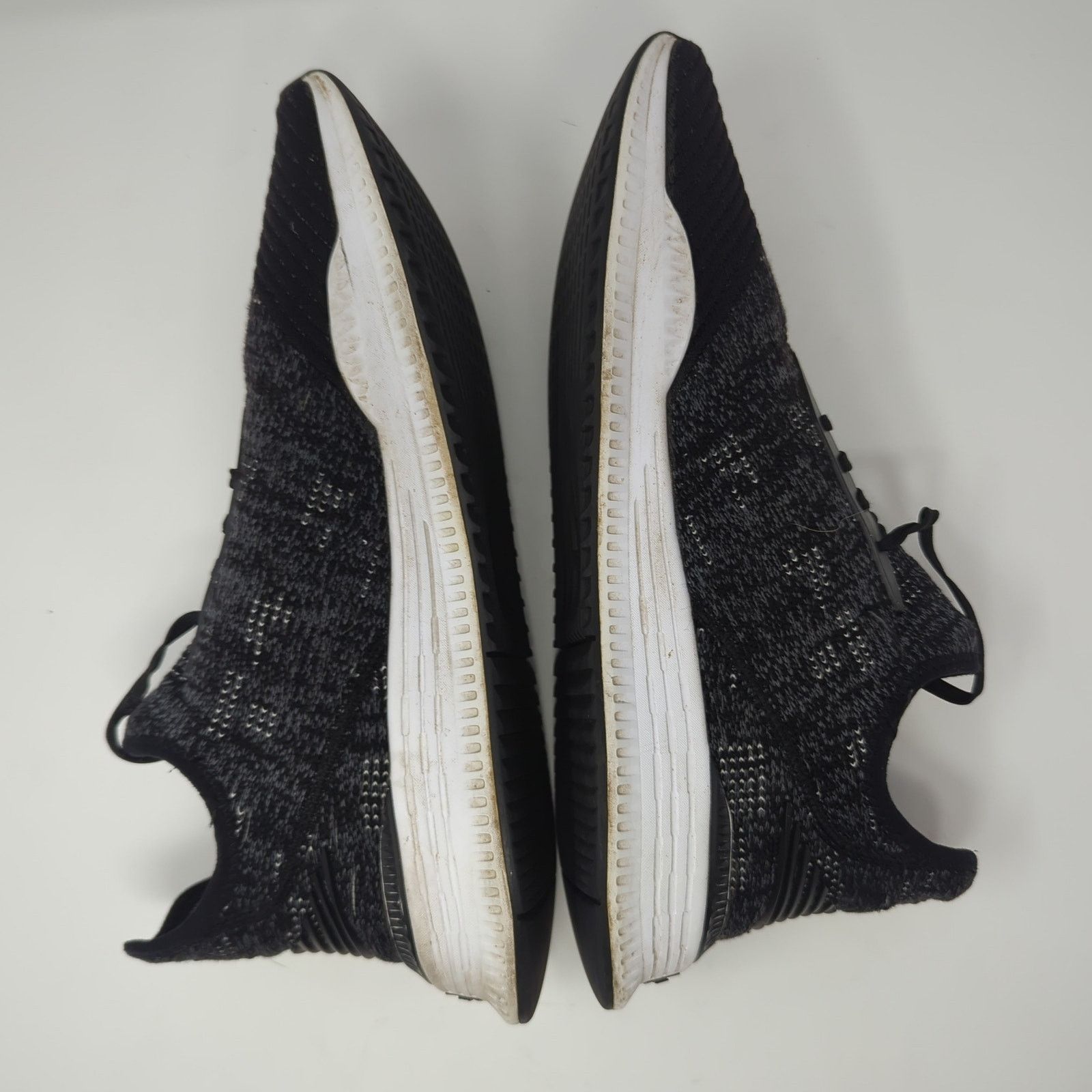 Puma PUMA AVID evoKNIT Mosaic Black Sneakers For Men 11.5 Size US 11.5 / EU 44-45 - 6 Thumbnail