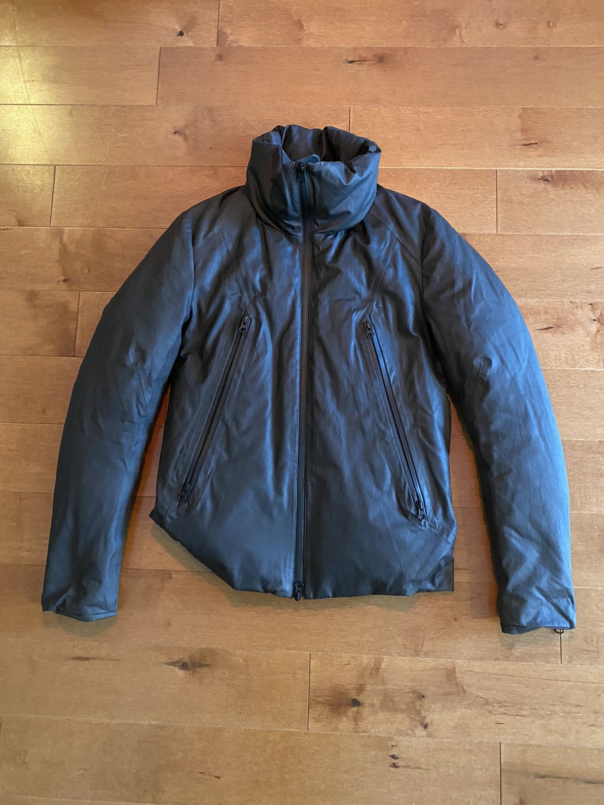 Attachment × Kazuyuki Kumagai Attachment Attachment Down puffer jacket Size US S / EU 44-46 / 1 - 1 Thumbnail