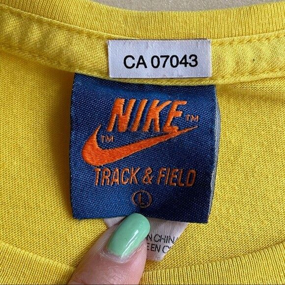 Nike Vintage Nike Track & Field International Flags Tshirt Size S / US 4 / IT 40 - 4 Thumbnail