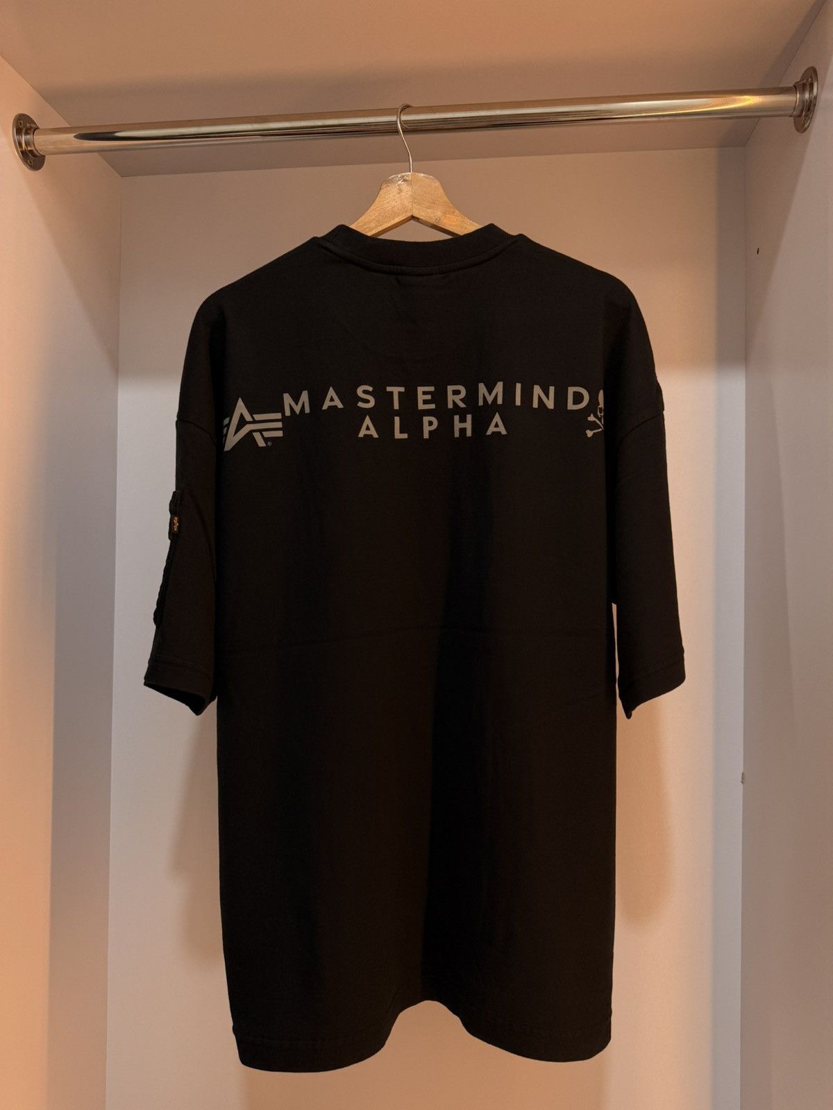 Alpha Industries × Mastermind World Mastermind World x Alpha Industries Pocket T Size US M / EU 48-50 / 2 - 4 Thumbnail