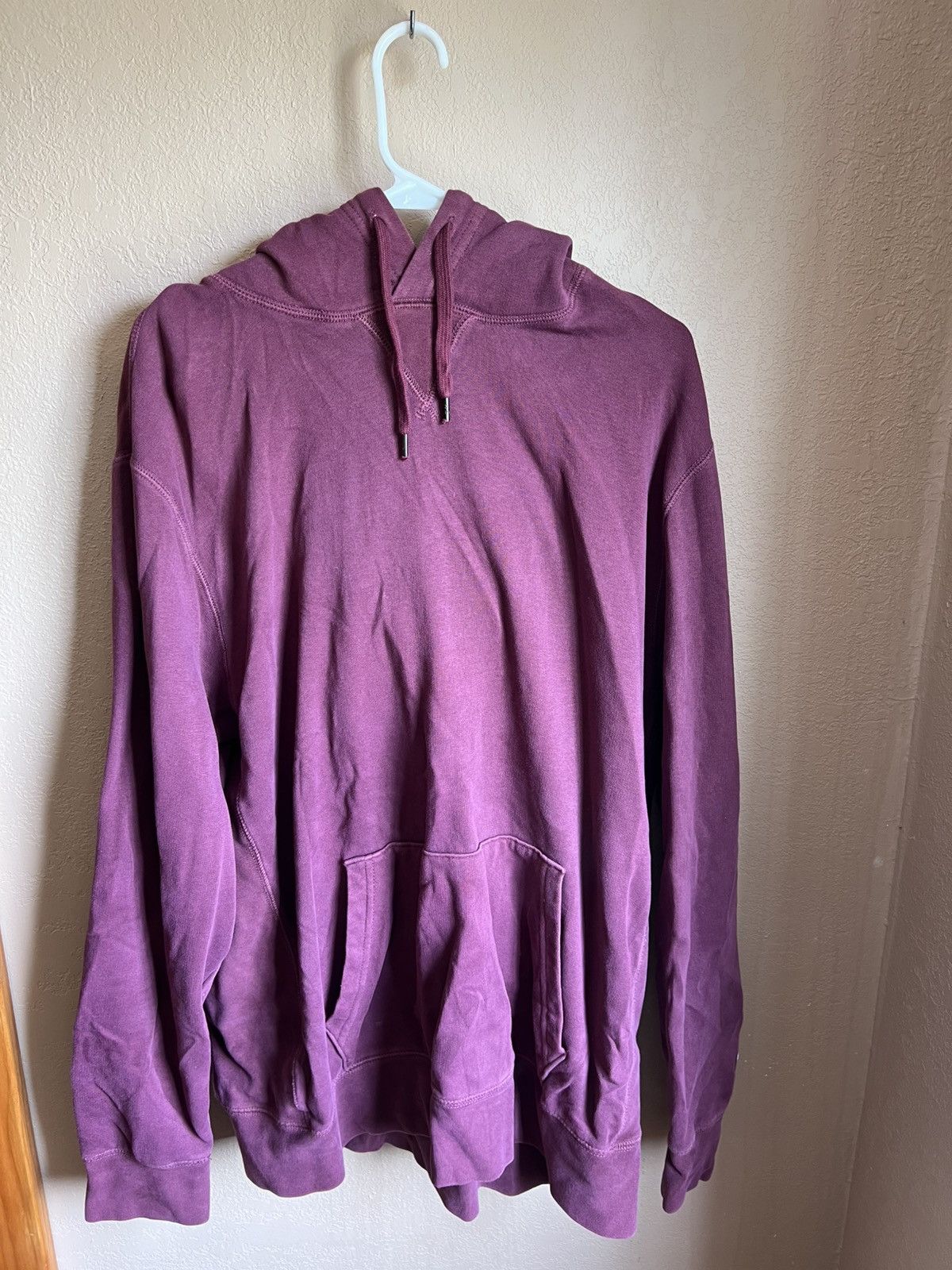 American Eagle Outfitters American Eagle Maroon Hoodie - XL Size US XL / EU 56 / 4 - 1 Thumbnail