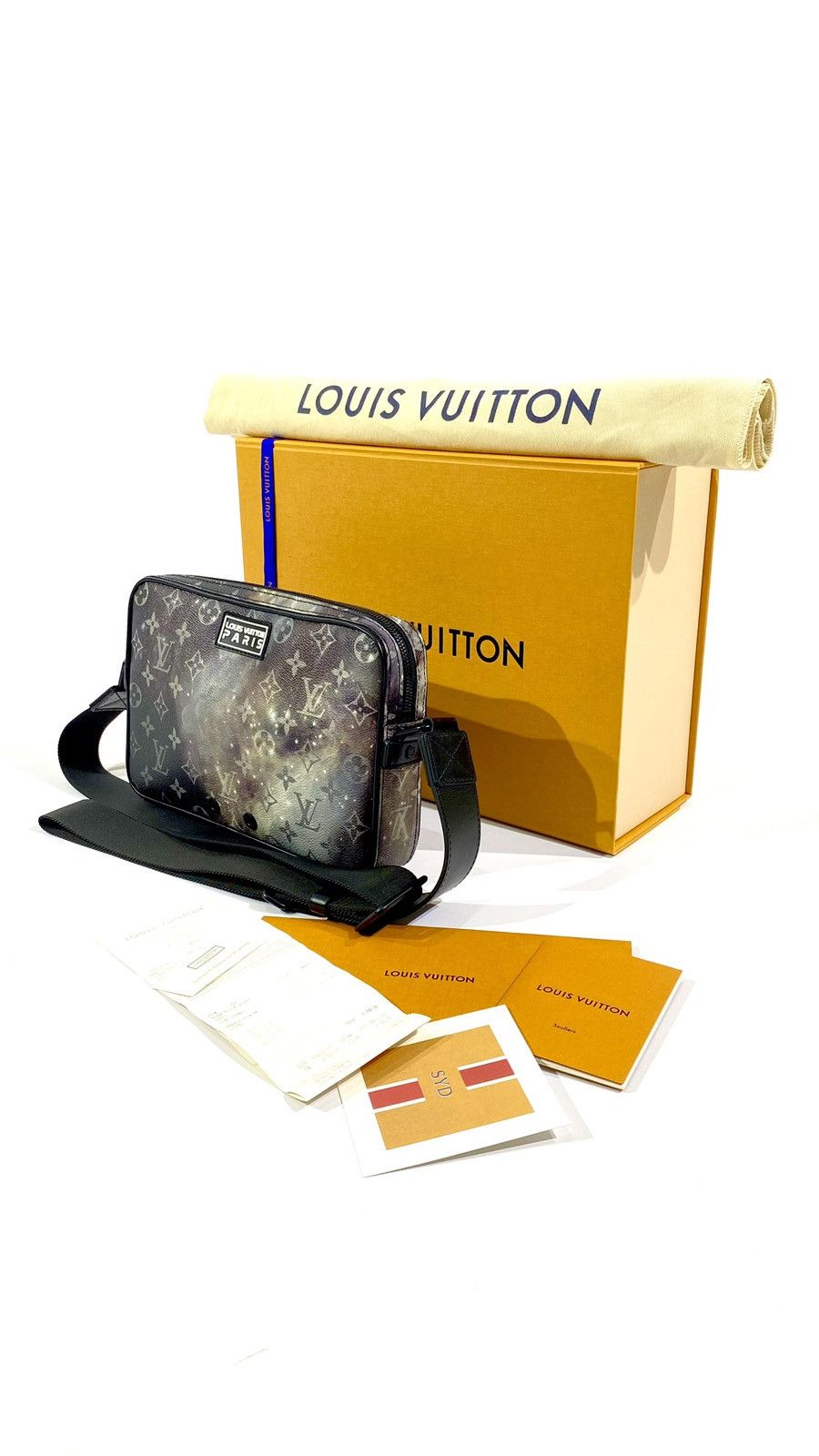 Louis Vuitton Louis Vuitton Galaxy Alpha Messenger Shoulder Bag Size ONE SIZE - 1 Thumbnail