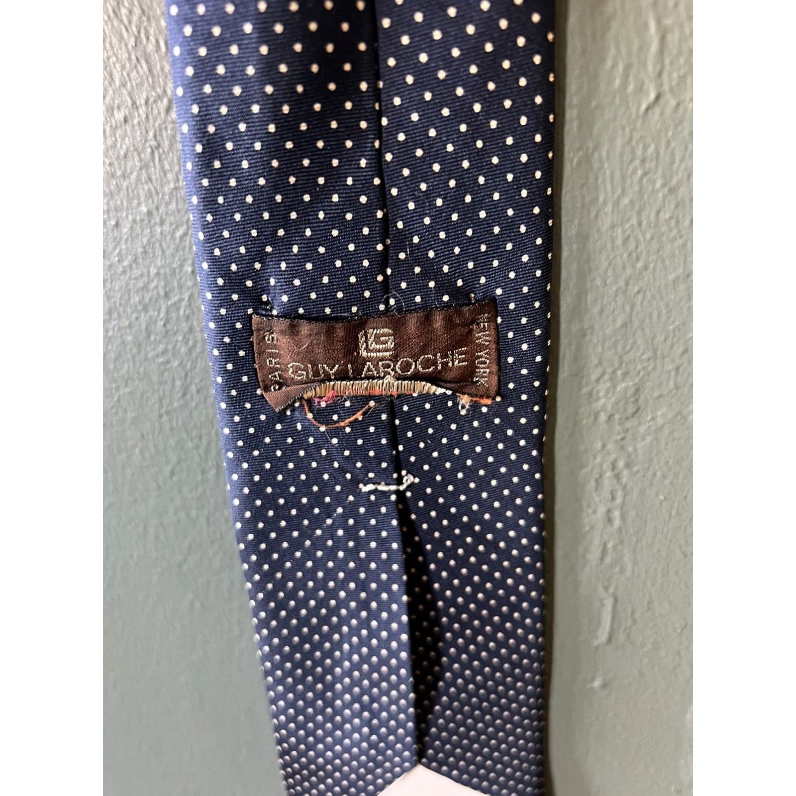 Guy Laroche GUY LAROCHE Mens Blue Silk tie Made in Italy Polka Dot Tie Silk Blue Men 57 in. Floral Pattern Size ONE SIZE - 2 Thumbnail