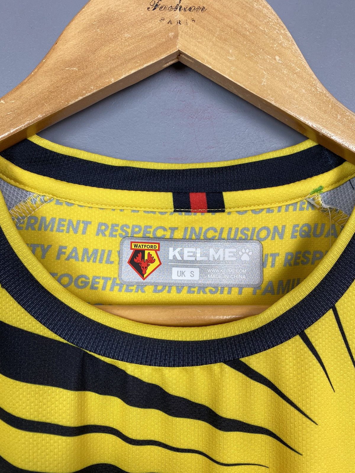 Other Kelme Watford Short Sleeve Football Home Jersey Shirt Size S Size US S / EU 44-46 / 1 - 3 Thumbnail
