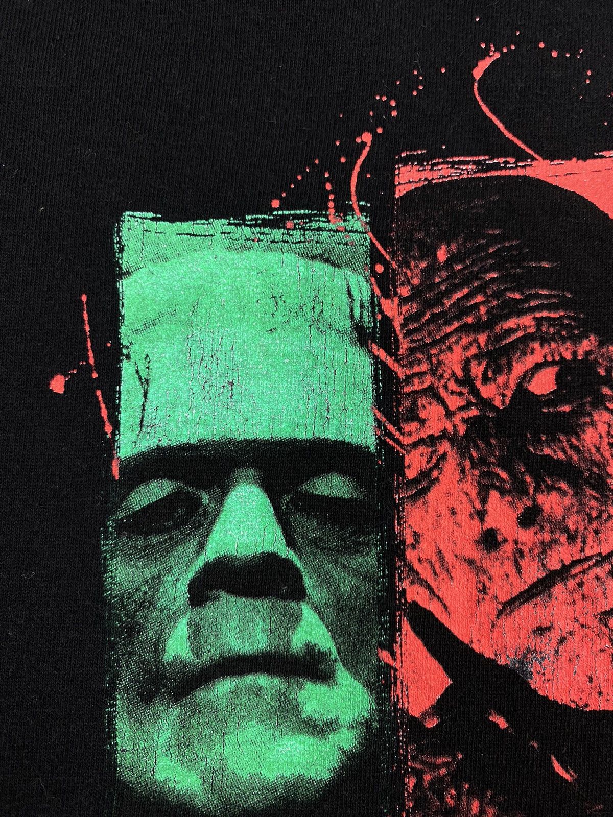 Vintage 2004 Vintage Universal Studios Monsters Graphic Tee Size US XL / EU 56 / 4 - 5 Thumbnail