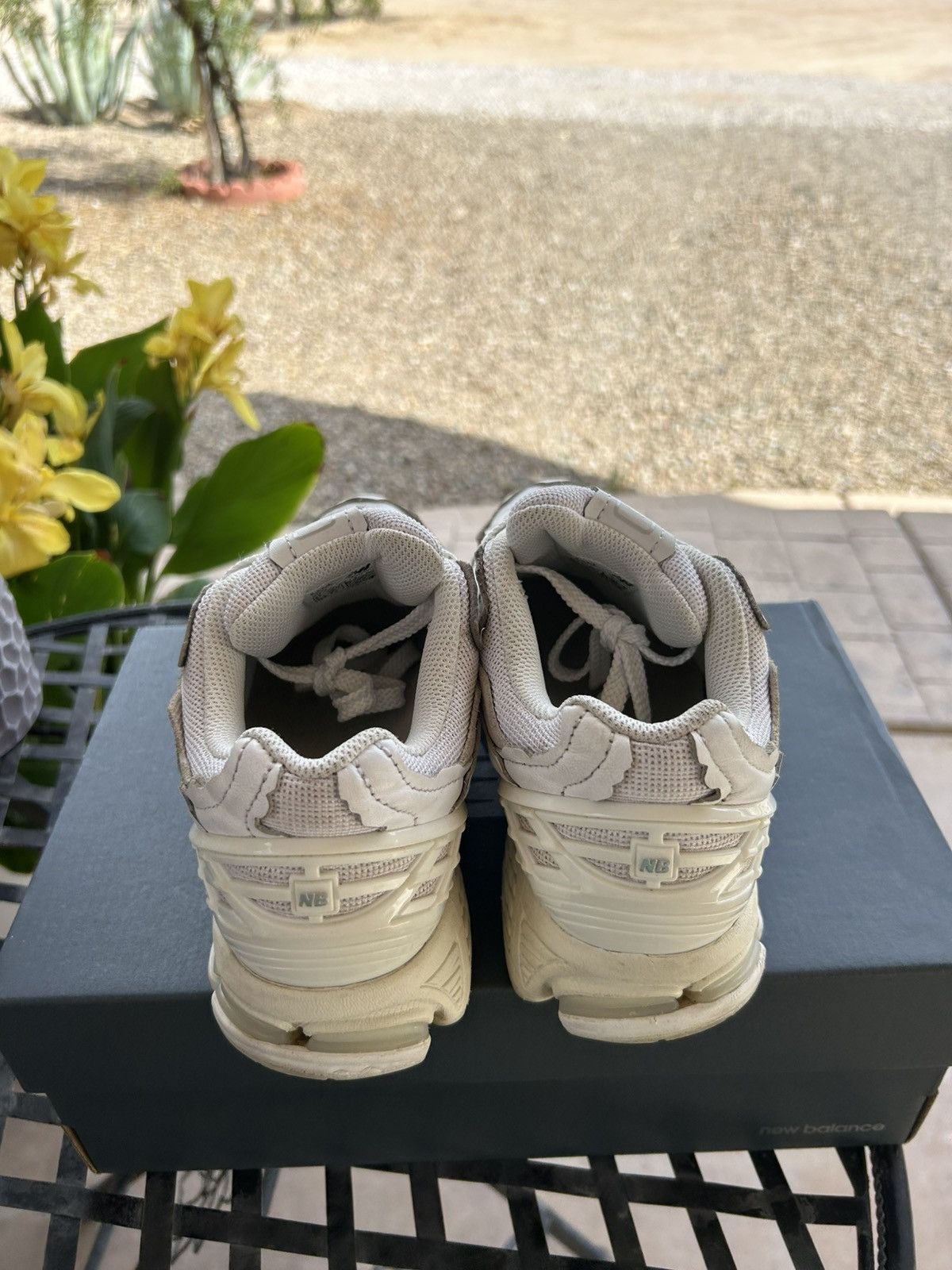 New Balance New Balance 1906D White Size US 7.5 / EU 40-41 - 3 Thumbnail