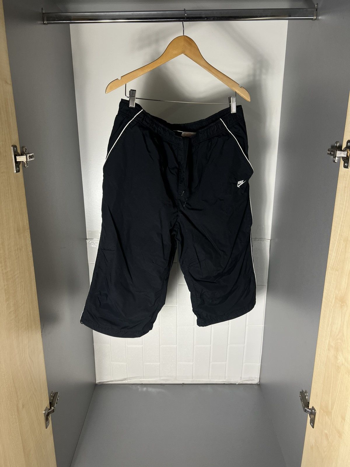 Nike VINTAGE NIKE NYLON RETRO SHORTS DRILL SWOOSH USA Y2K 90s SK8 Size US 36 / EU 52 - 5 Thumbnail