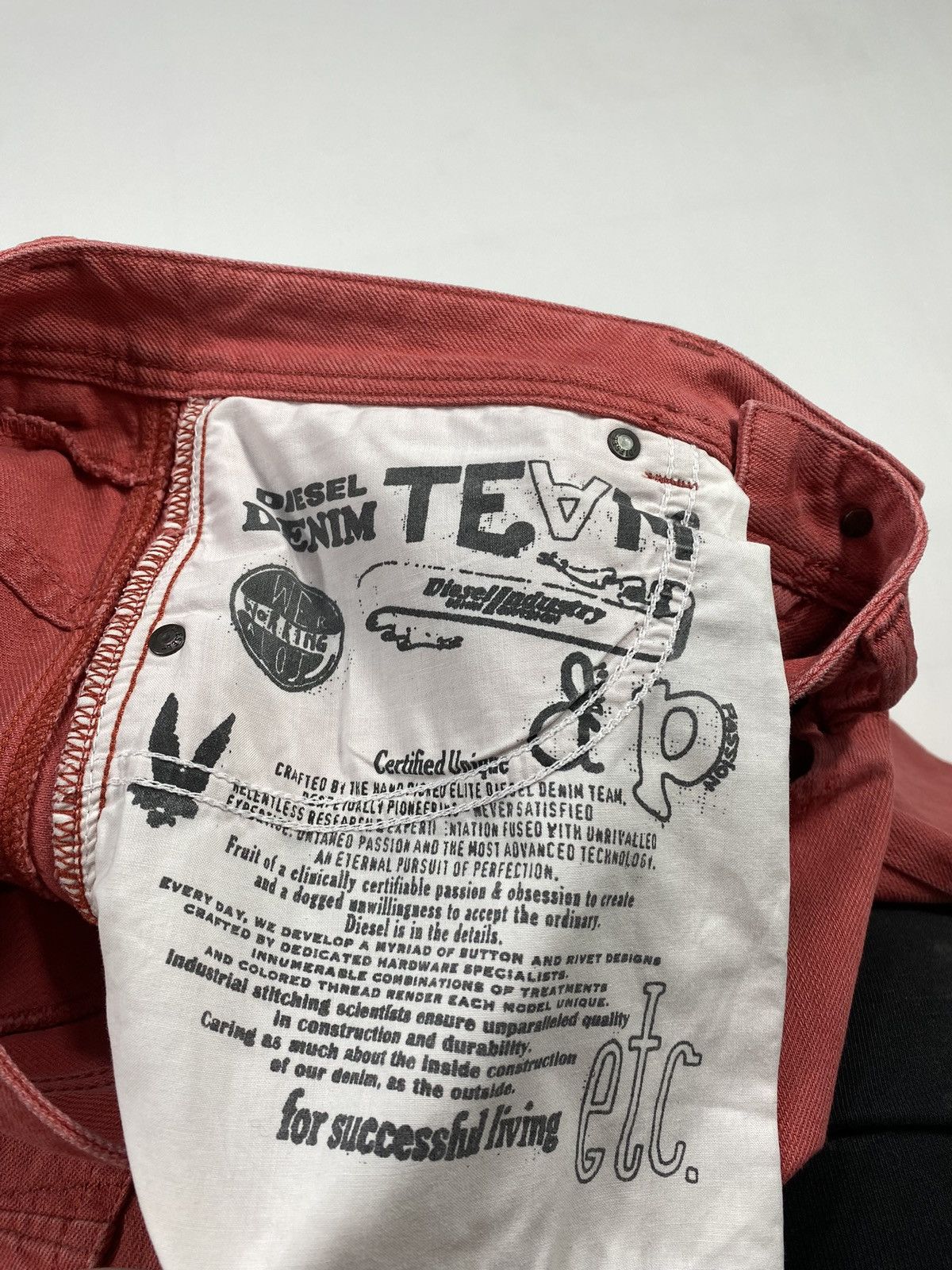 Diesel Diesel Darron Regular Slim Tapered Denim Jeans Pants Coral Size US 29 - 13 Thumbnail