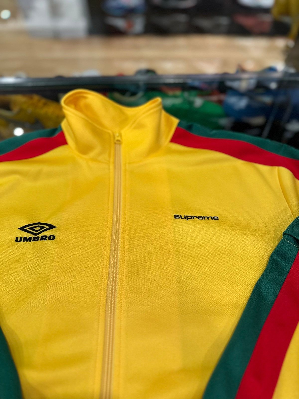 Supreme × Umbro Supreme Umbro Yellow Jacket Size Large Size US L / EU 52-54 / 3 - 2 Thumbnail
